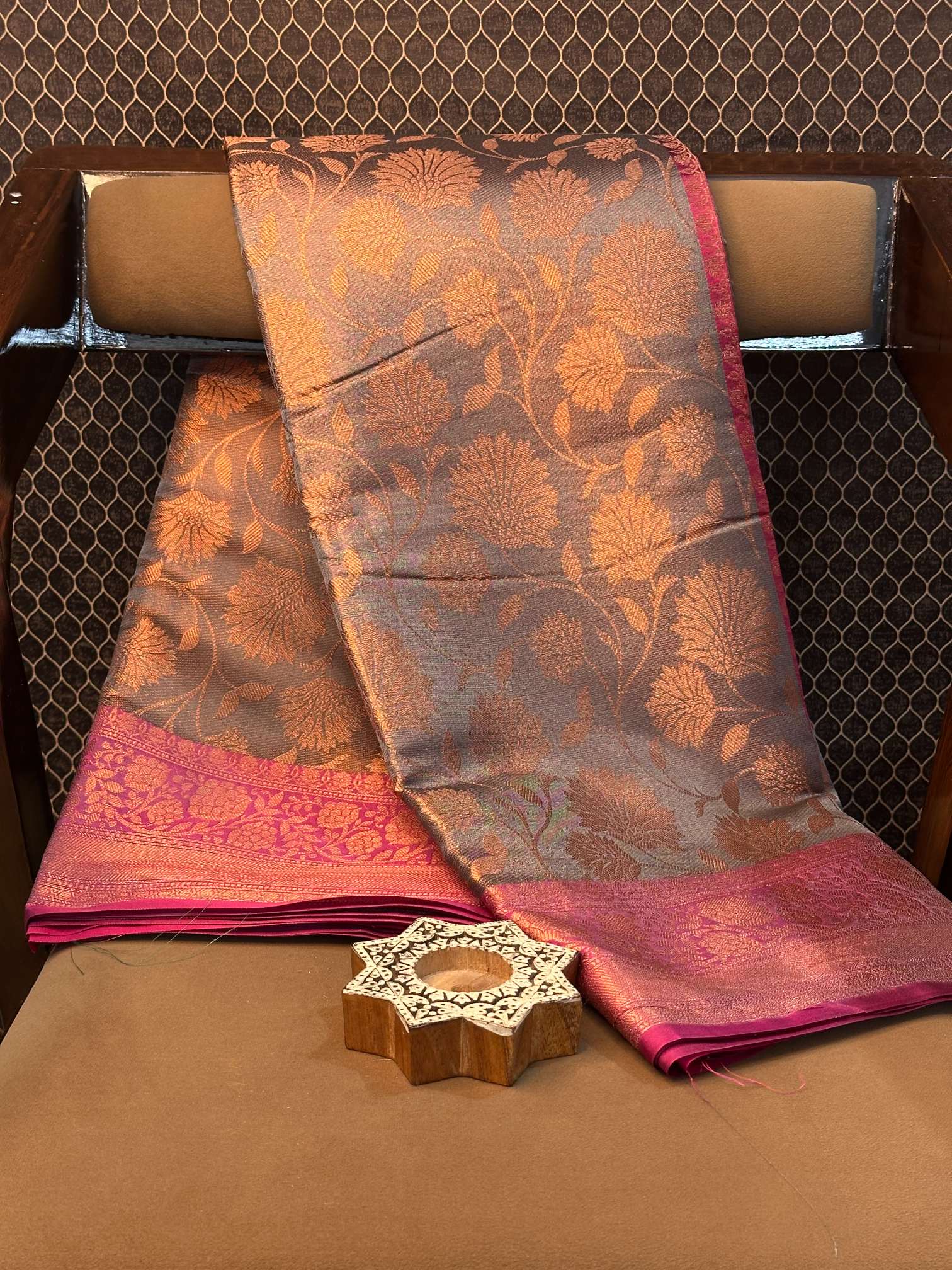 Eccentric zari weave Softsilk Heritage Banarasi saree