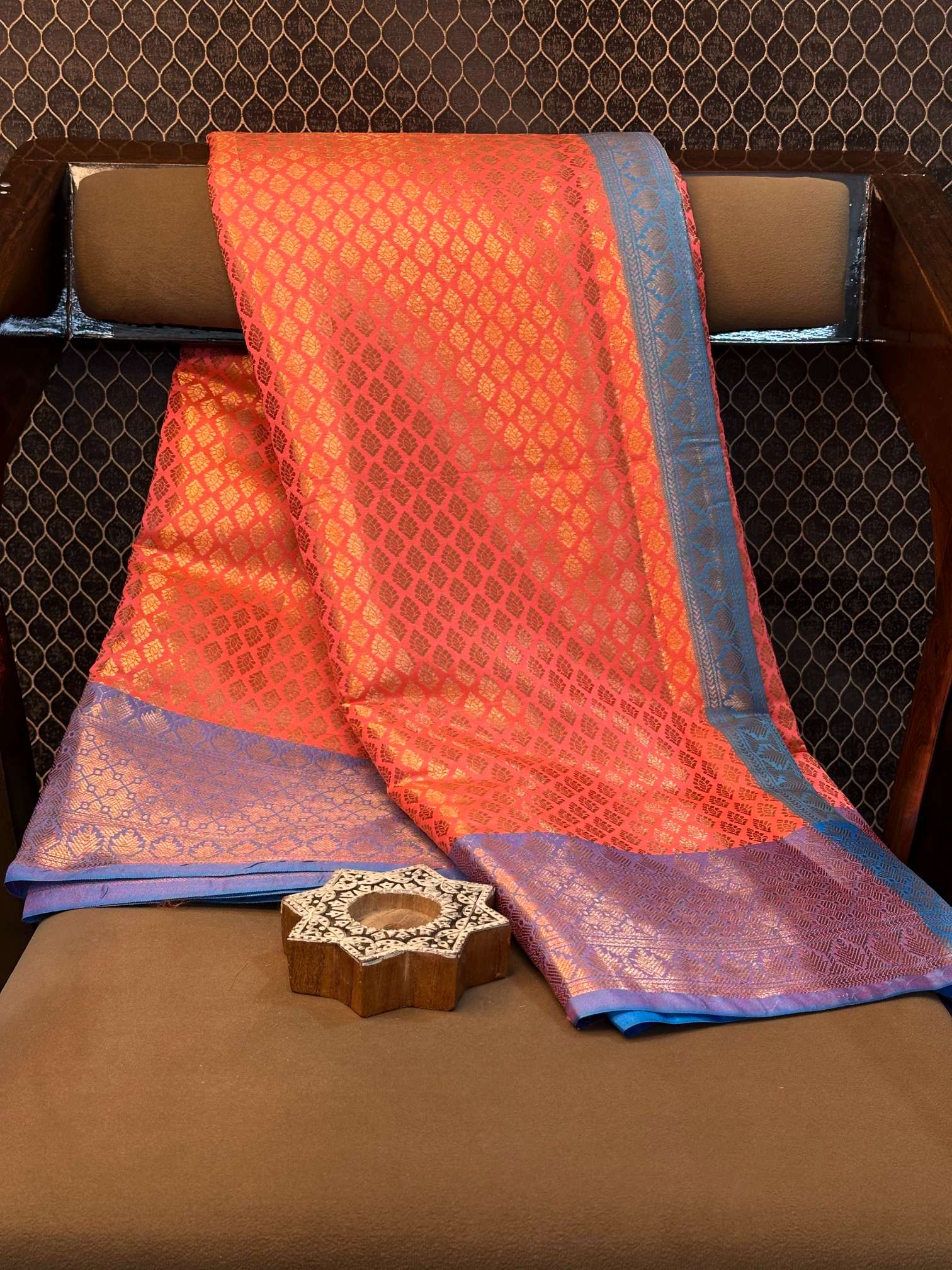 Eccentric zari weave Softsilk Heritage Banarasi saree
