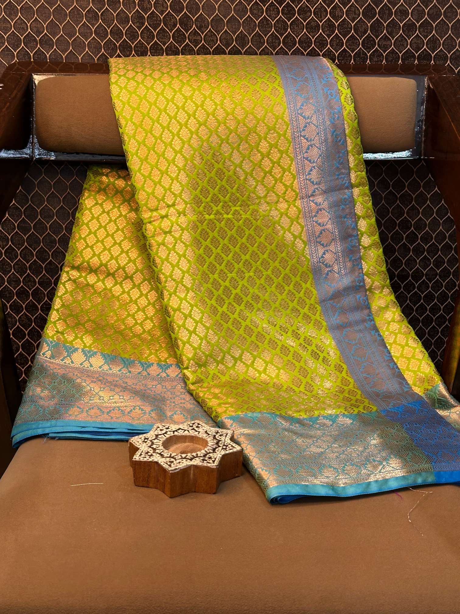 Eccentric zari weave Softsilk Banarasi saree