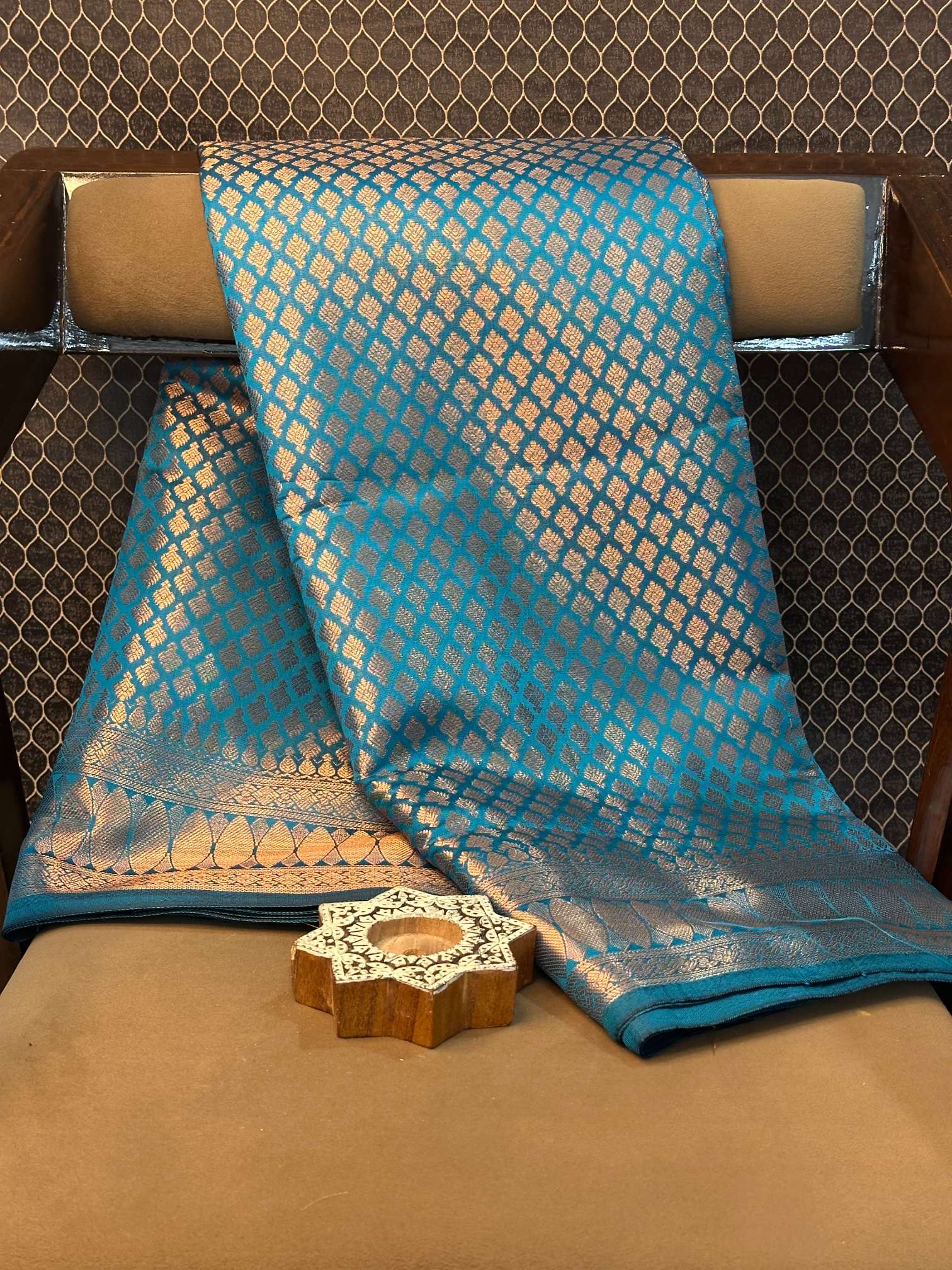 Eccentric zari weave Softsilk Banarasi saree