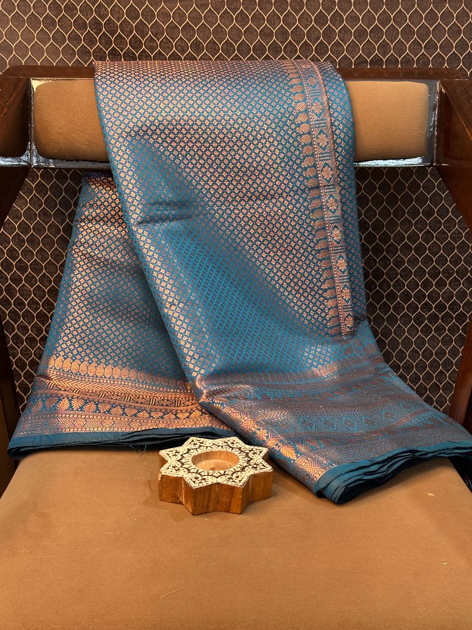 Eccentric zari weave Softsilk Banarasi saree