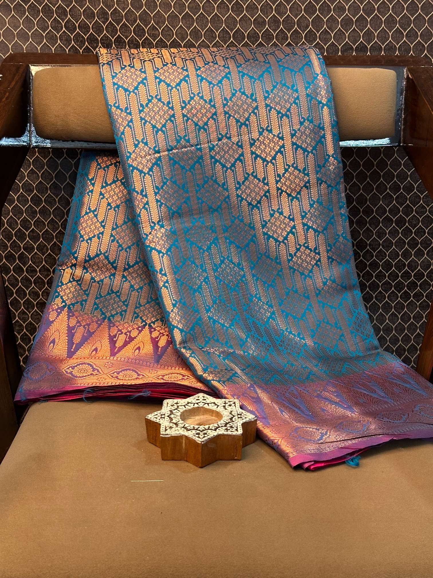 Eccentric zari weave Softsilk Heritage Banarasi saree