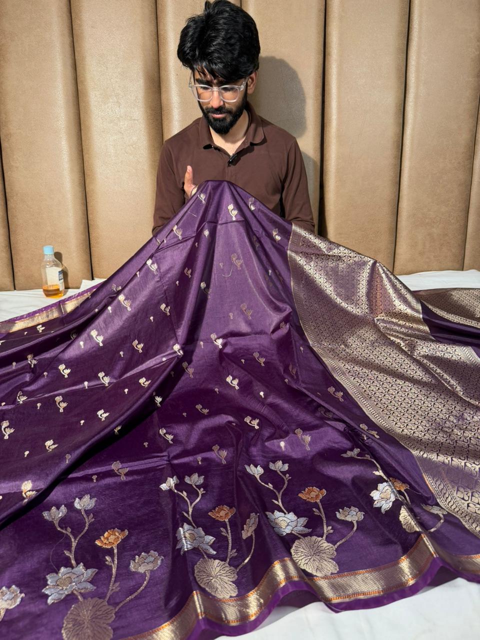 Dusty Purple Floral Border Chinia Silk Banarasi Saree