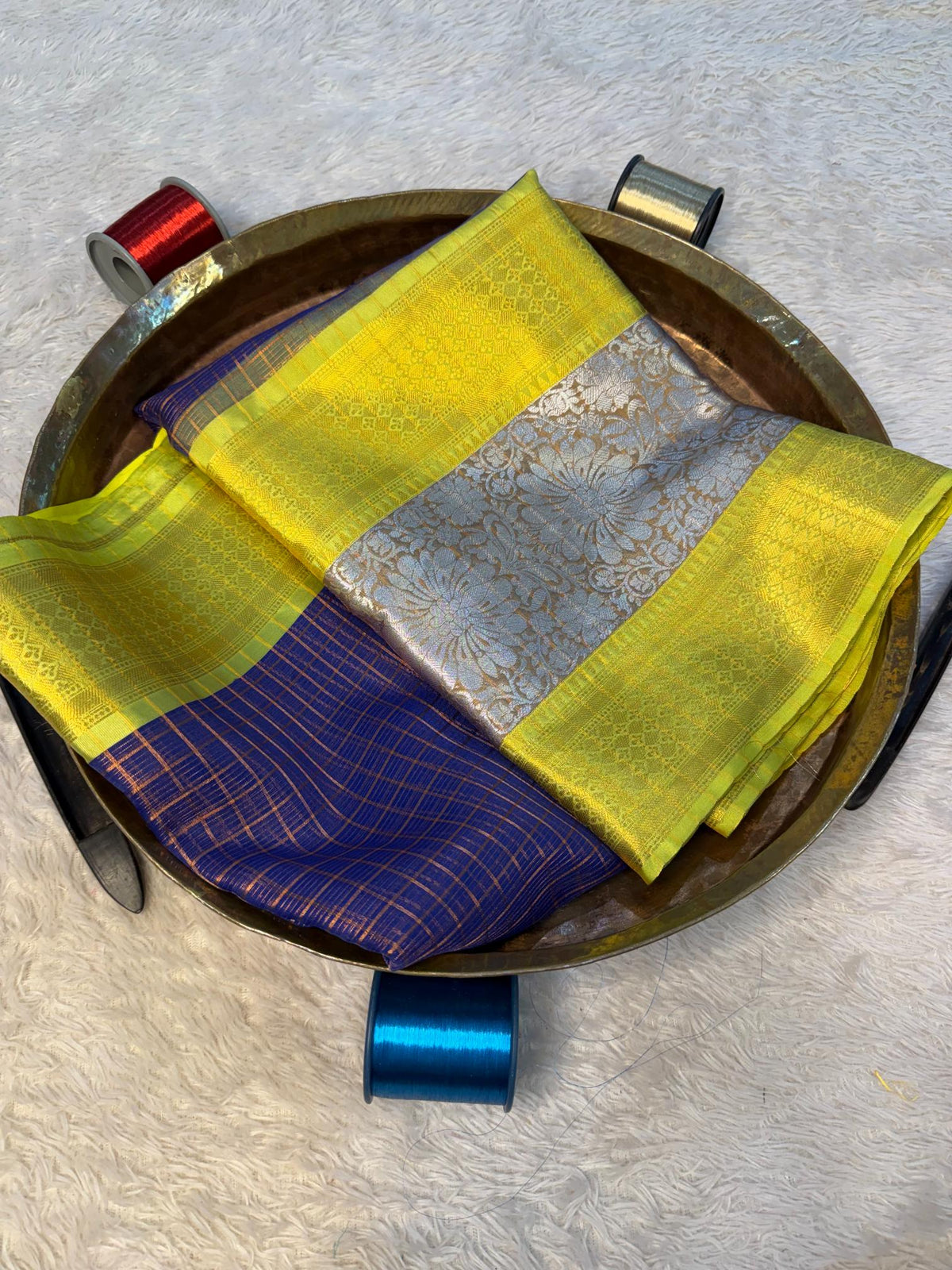 Trending Softsilk Jacquard Unique Banarasi Saree
