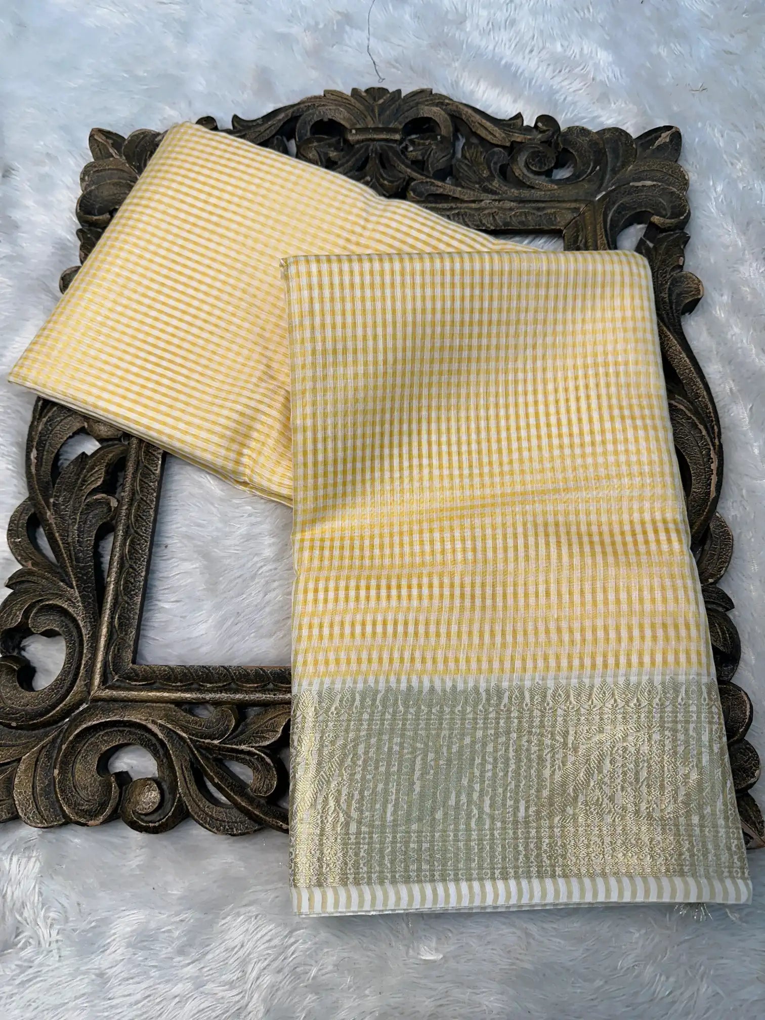 Eccentric Weave Softsilk Traditional Banarasi Saree