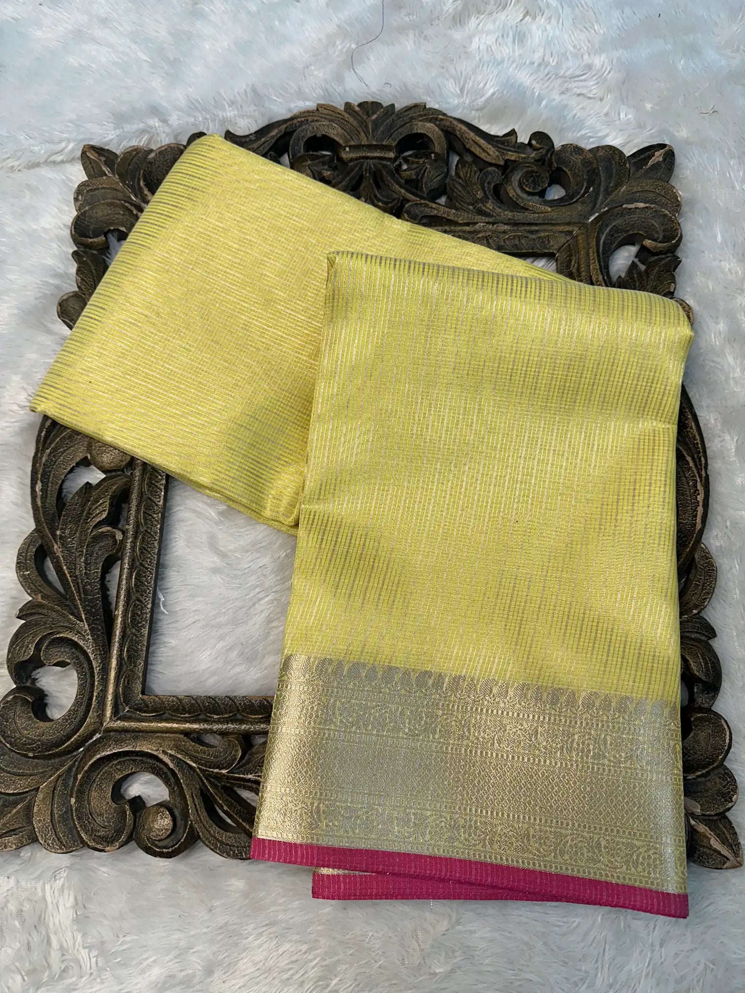 Eccentric Weave Softsilk Traditional Banarasi Saree