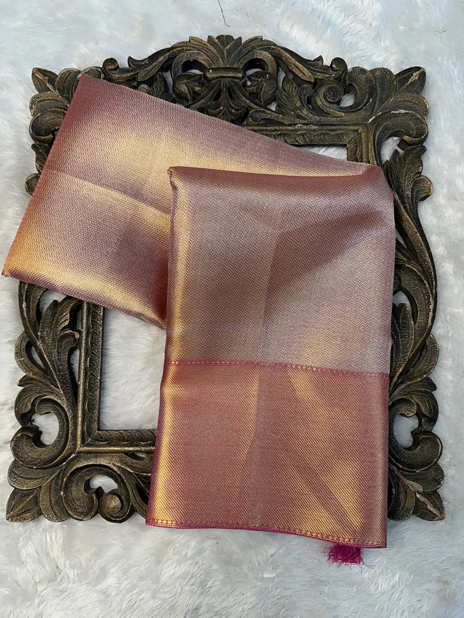 Eccentric Weave Softsilk Traditional Banarasi Saree