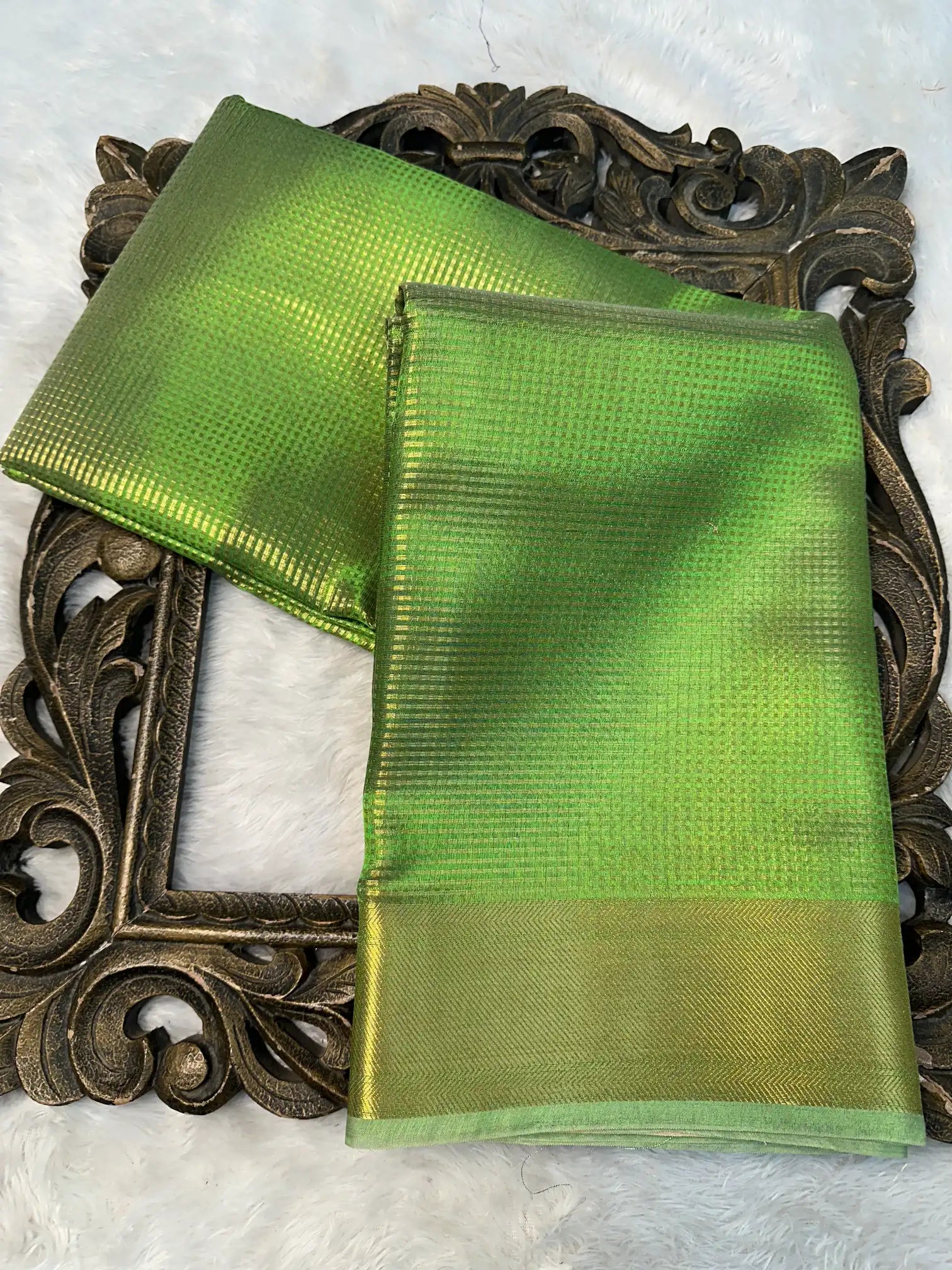 Eccentric Weave Softsilk Traditional Banarasi Saree