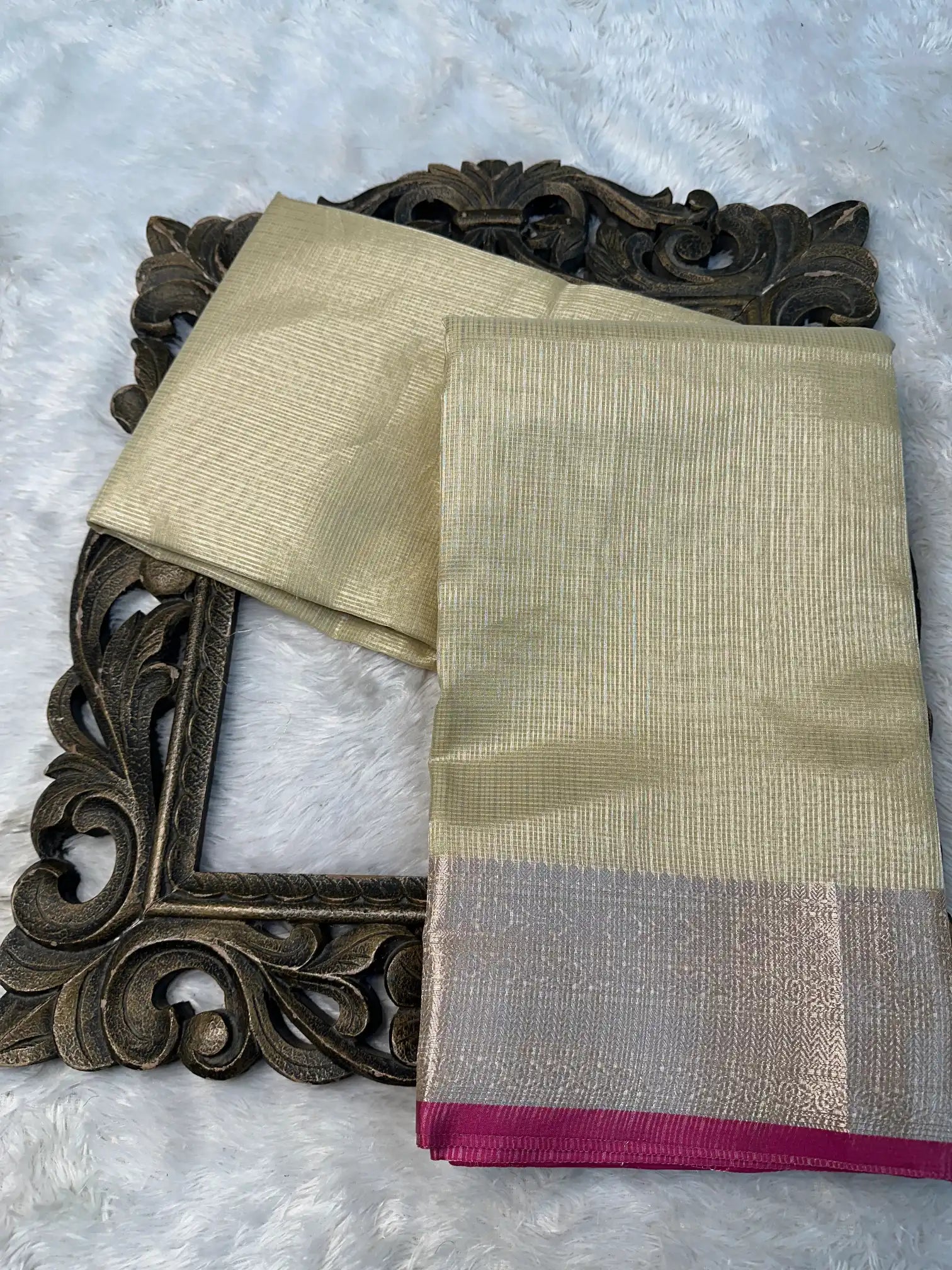 Eccentric Weave Softsilk Traditional Banarasi Saree