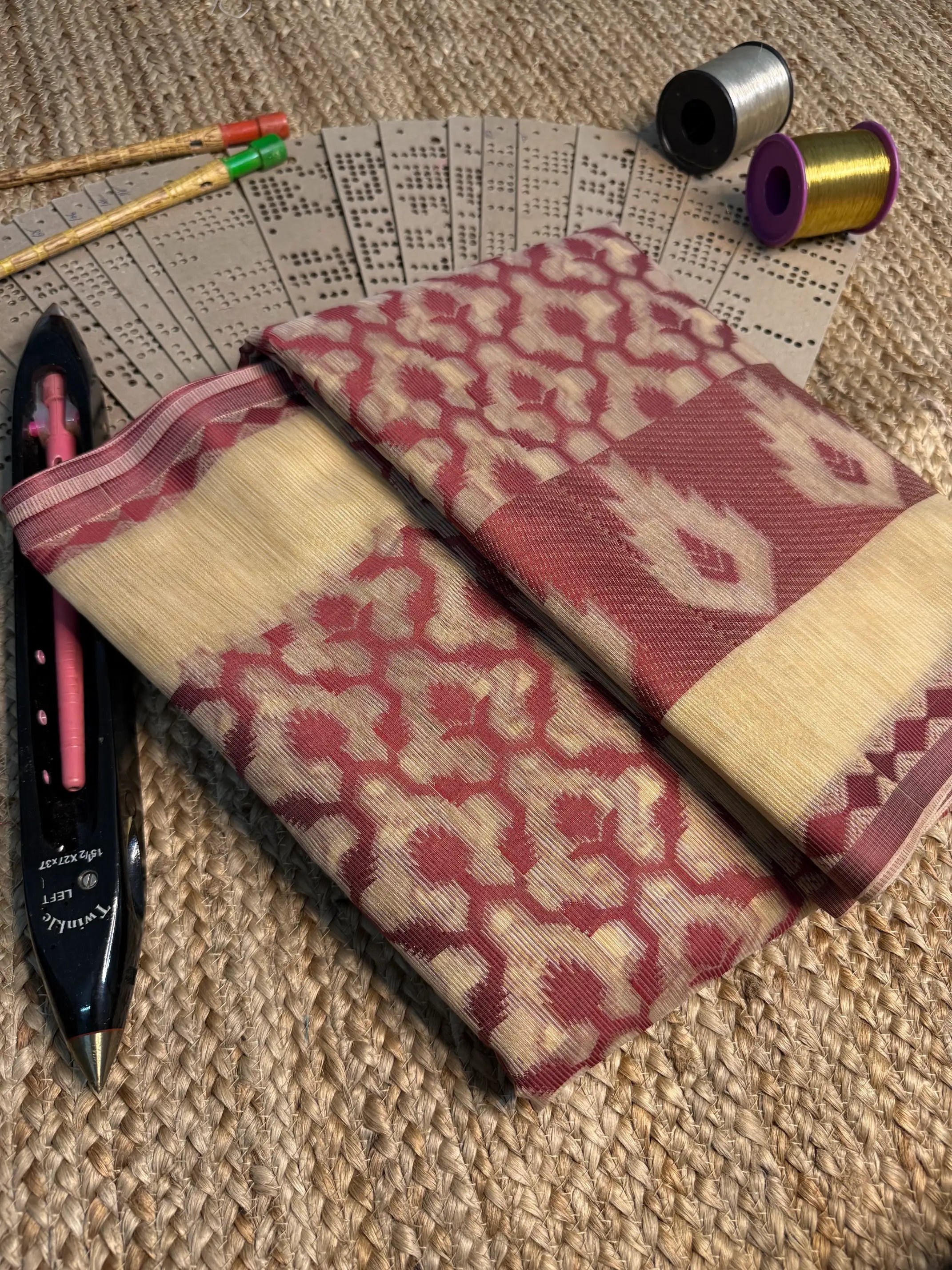 Eccentric zari weave Softsilk Banarasi saree