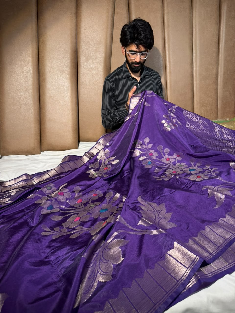 Light Purple Meenakari Chinia Silk Banarasi Saree