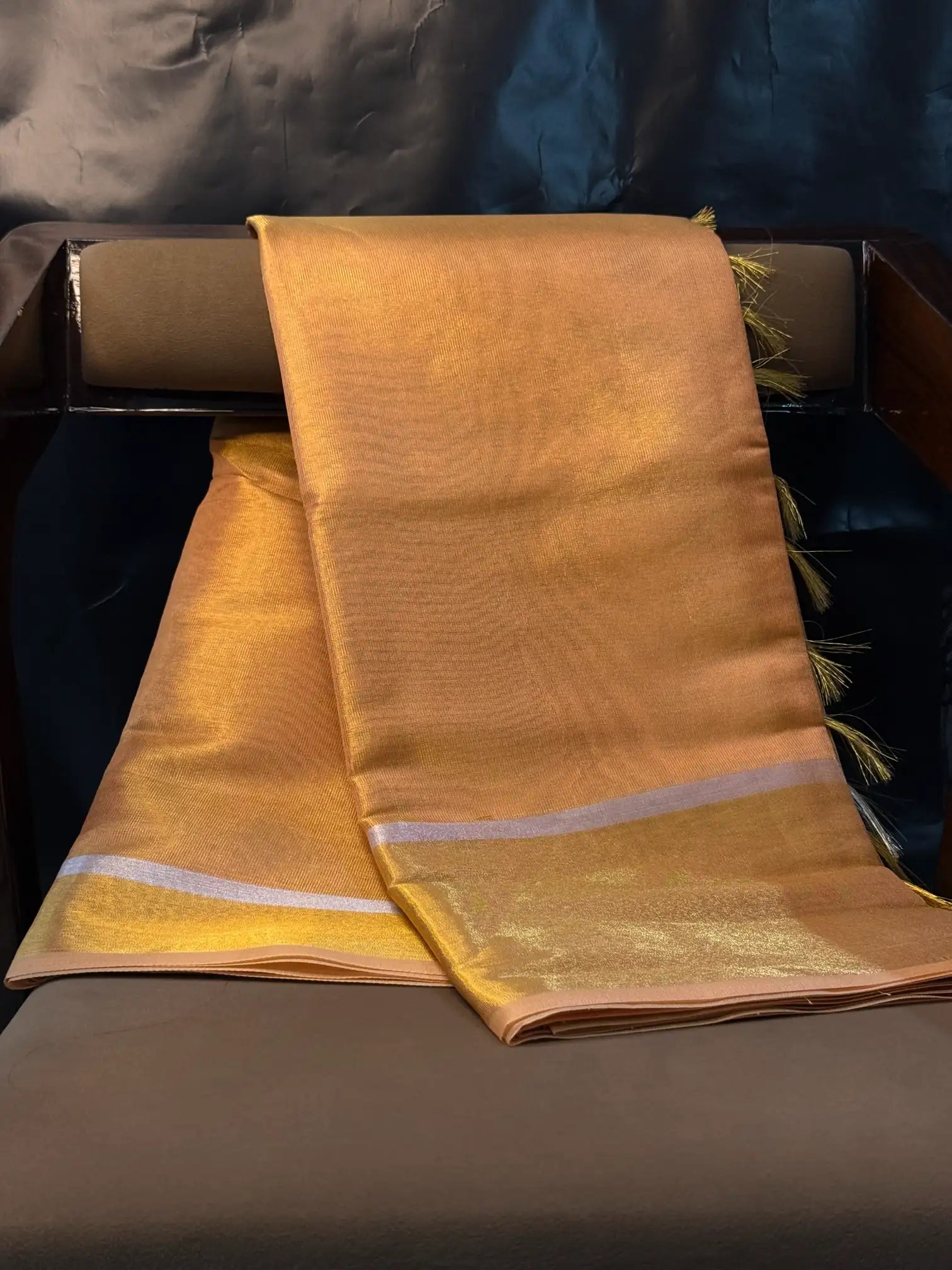 Traditional weave Softsilk Banarasi saree