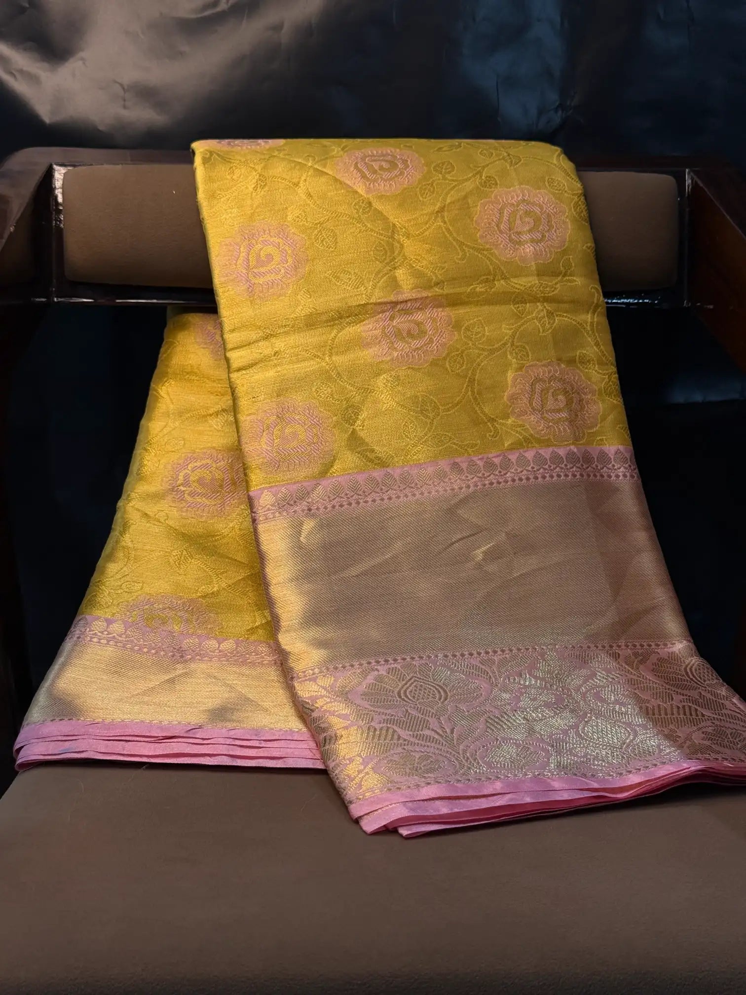 Traditional weave Softsilk Banarasi saree