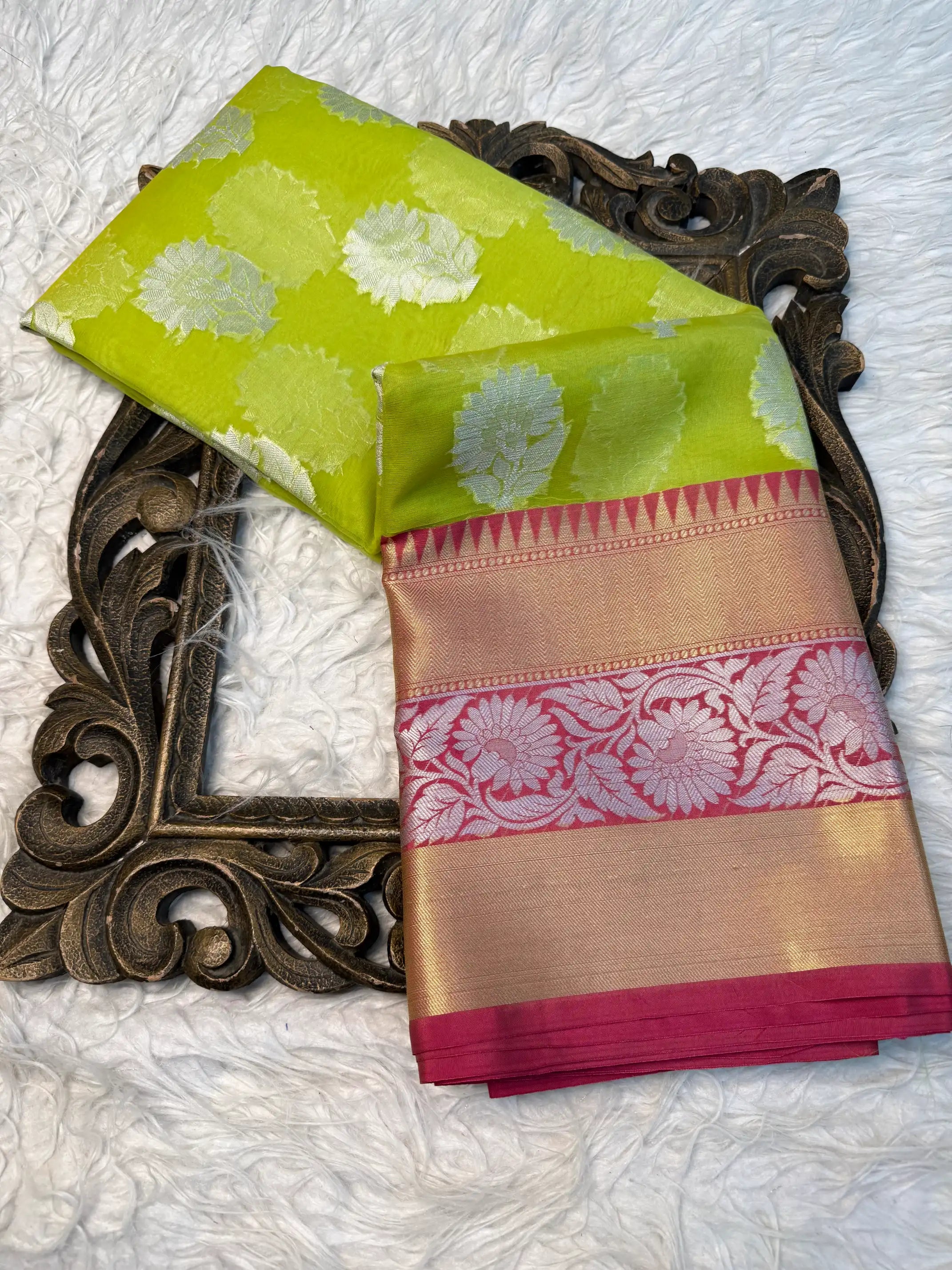 Contemporary Weave Softsilk Heritage Banarasi Saree