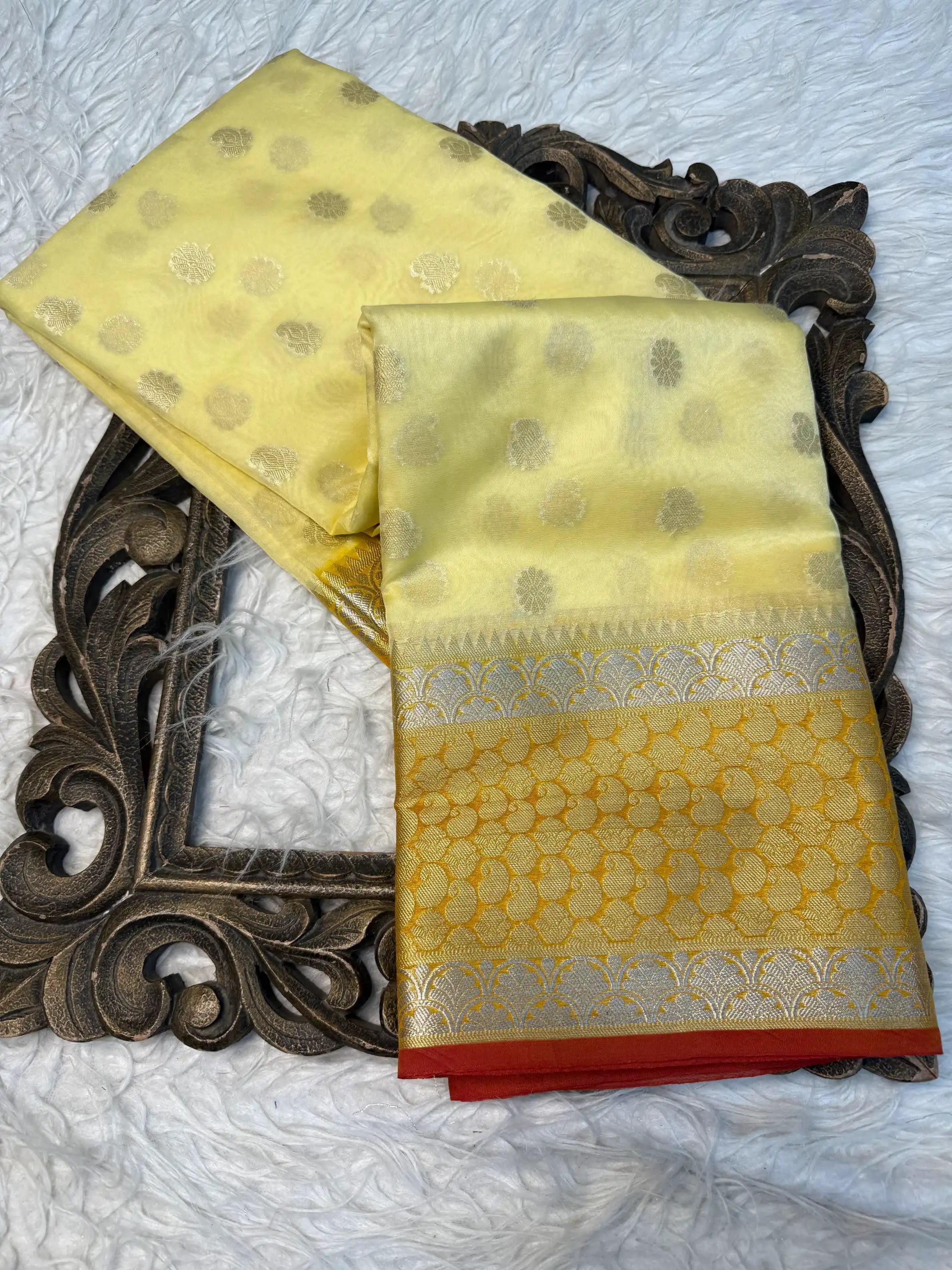 Contemporary Weave Softsilk Heritage Banarasi Saree