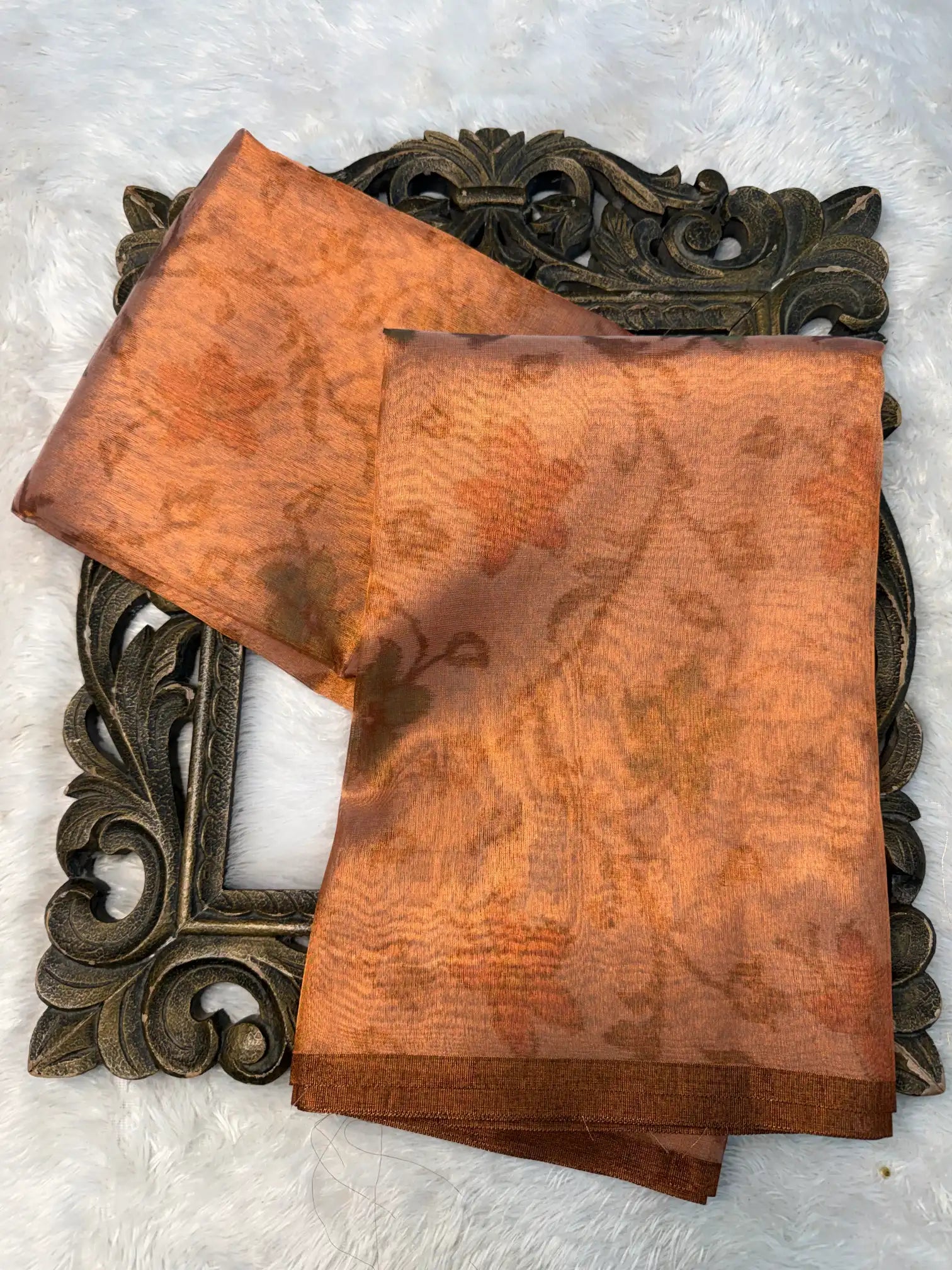 Contemporary Weave Kora Tissue Silk Banarasi Saree