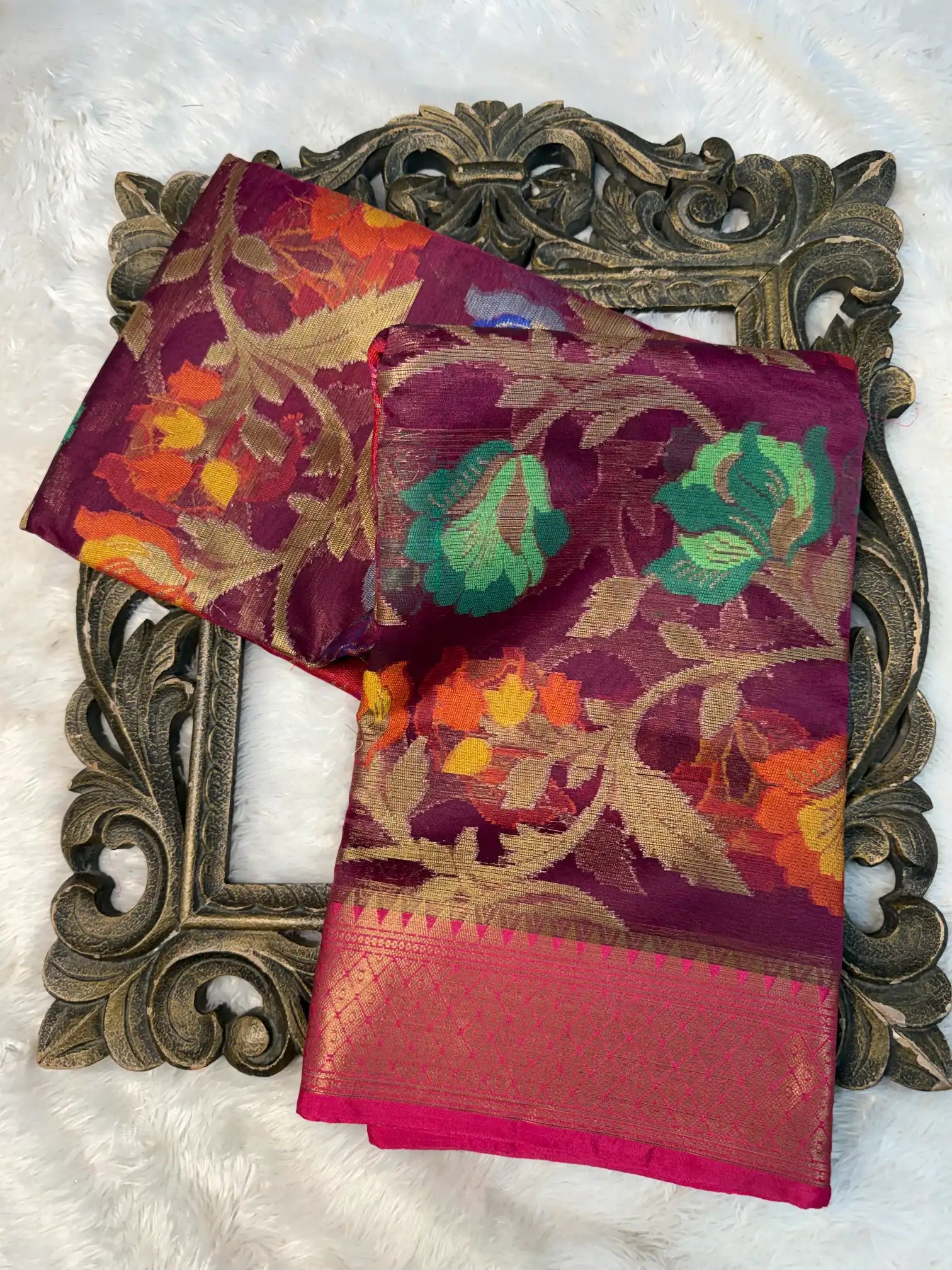 Eccentric Weave Softsilk Traditional Banarasi Saree