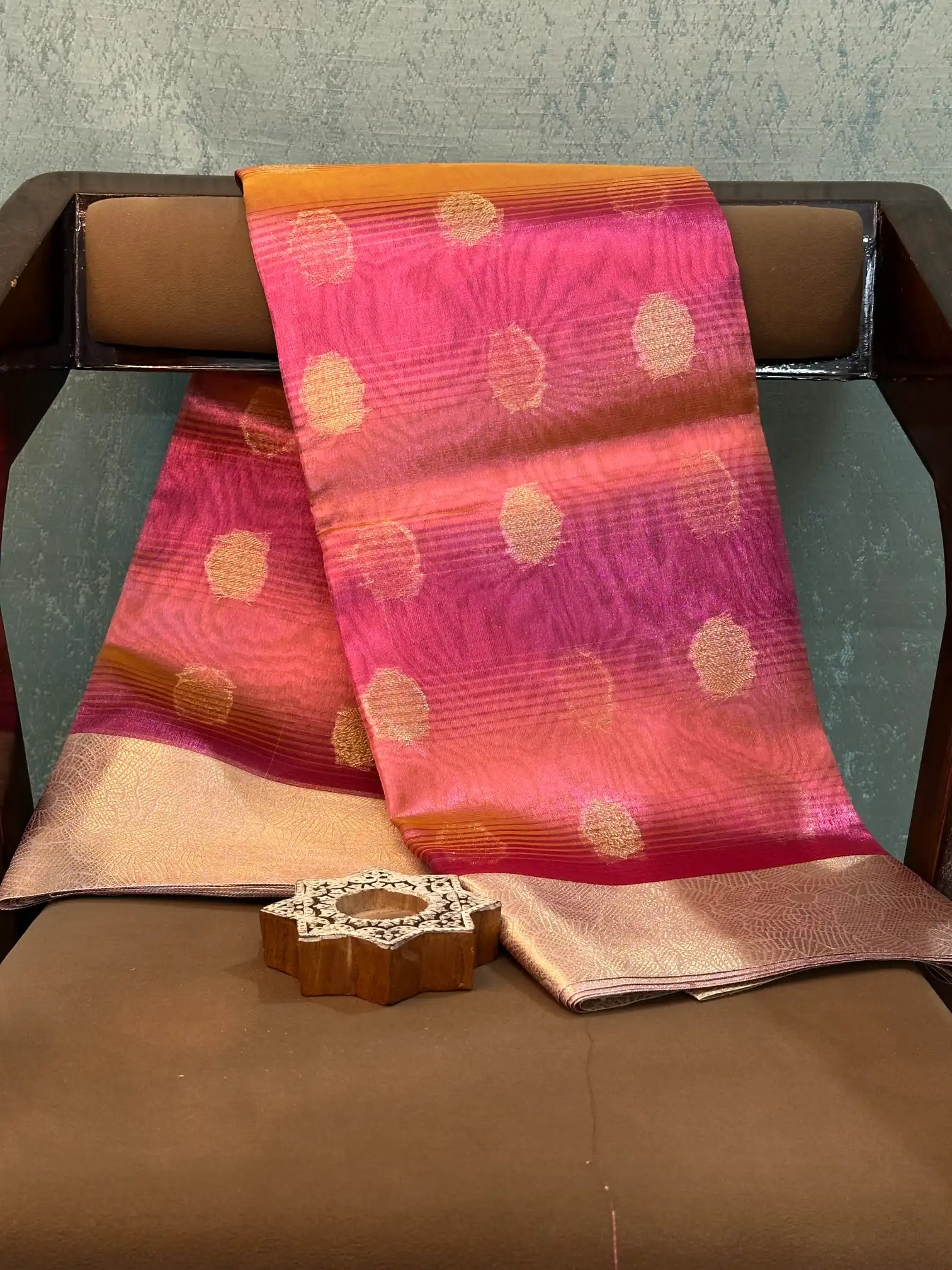 Eccentric Weave Softsilk Traditional Banarasi Saree