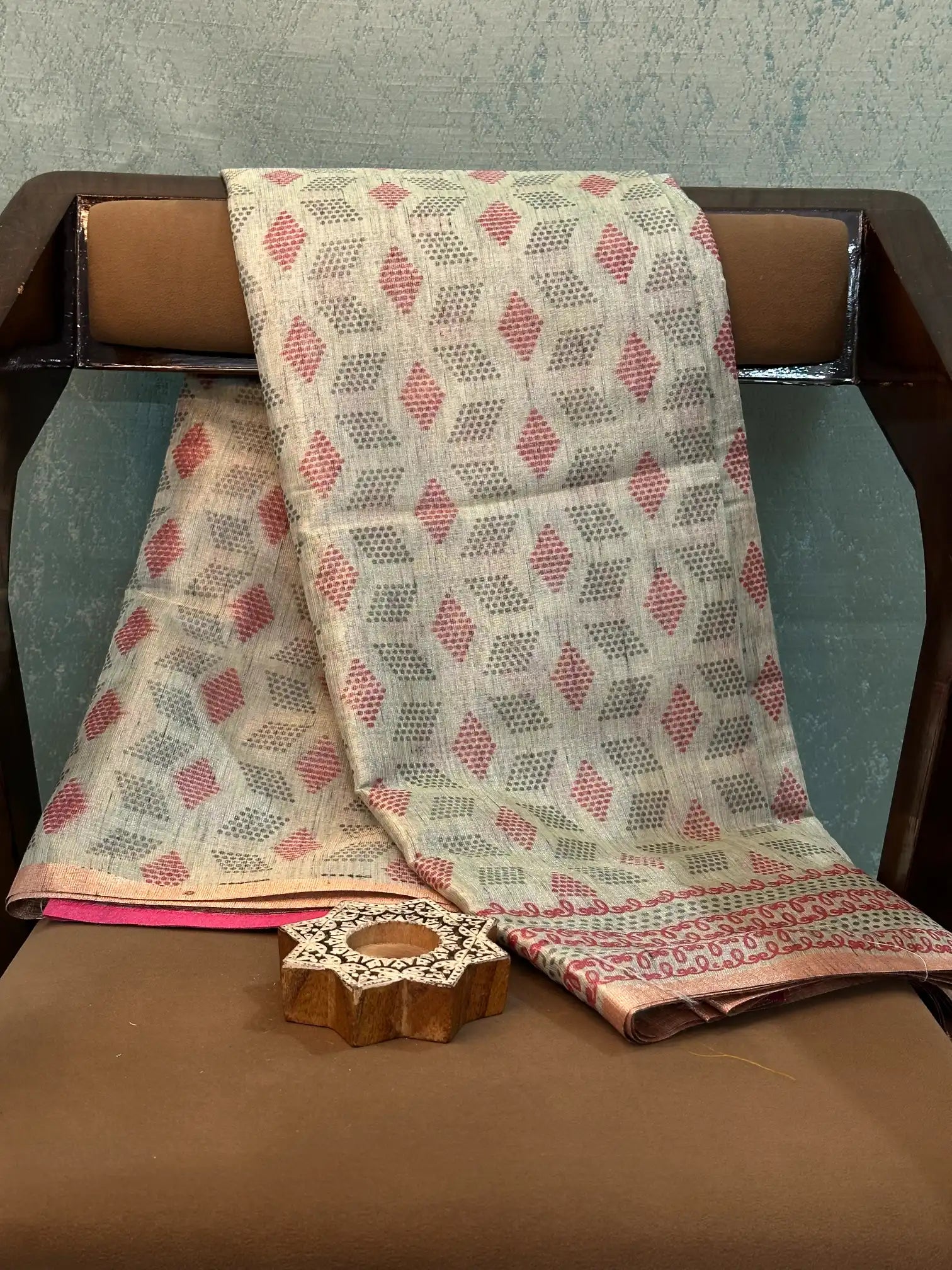 Eccentric Weave Softsilk Traditional Banarasi Saree