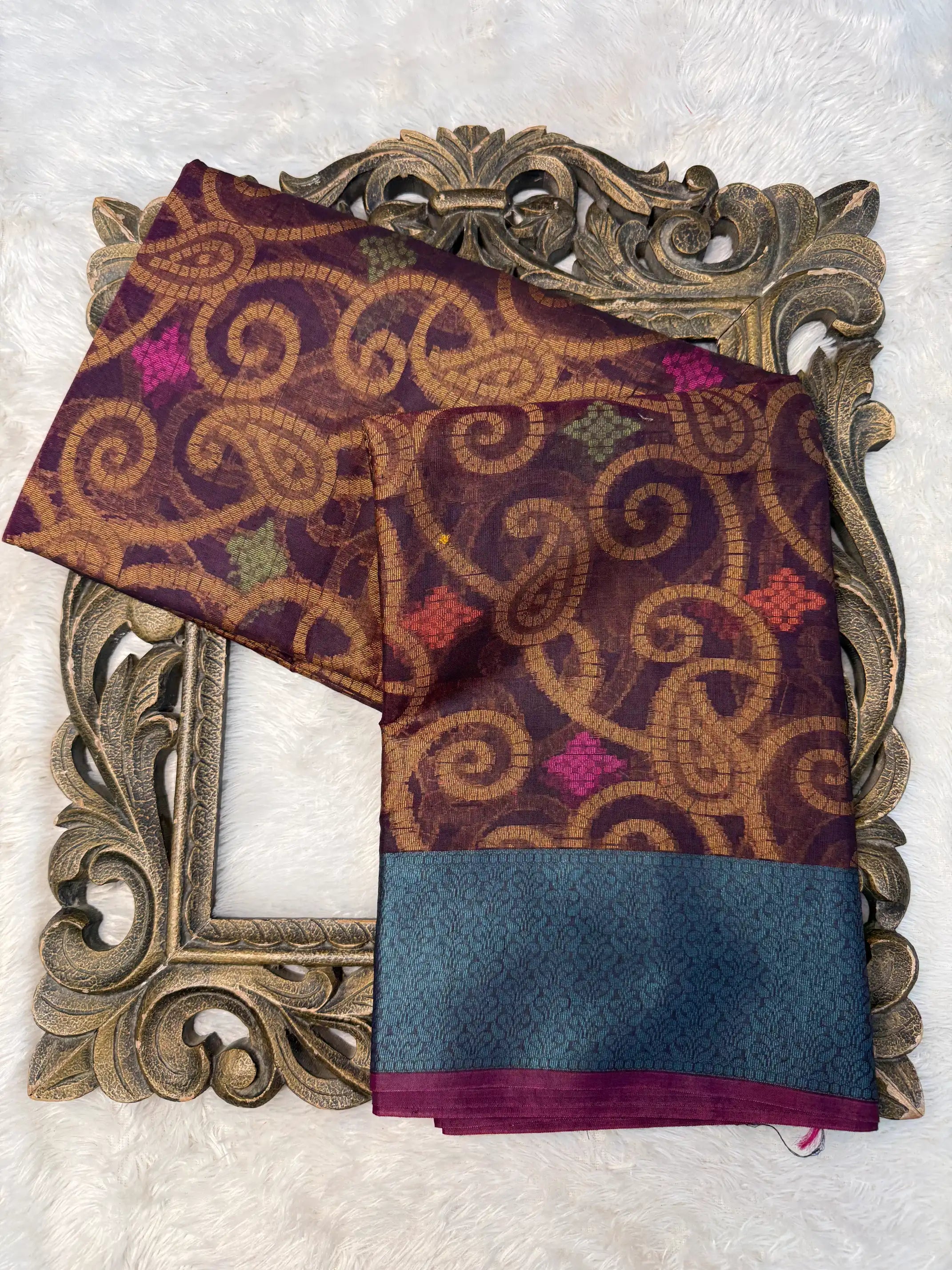 Eccentric Weave Softsilk Traditional Banarasi Saree