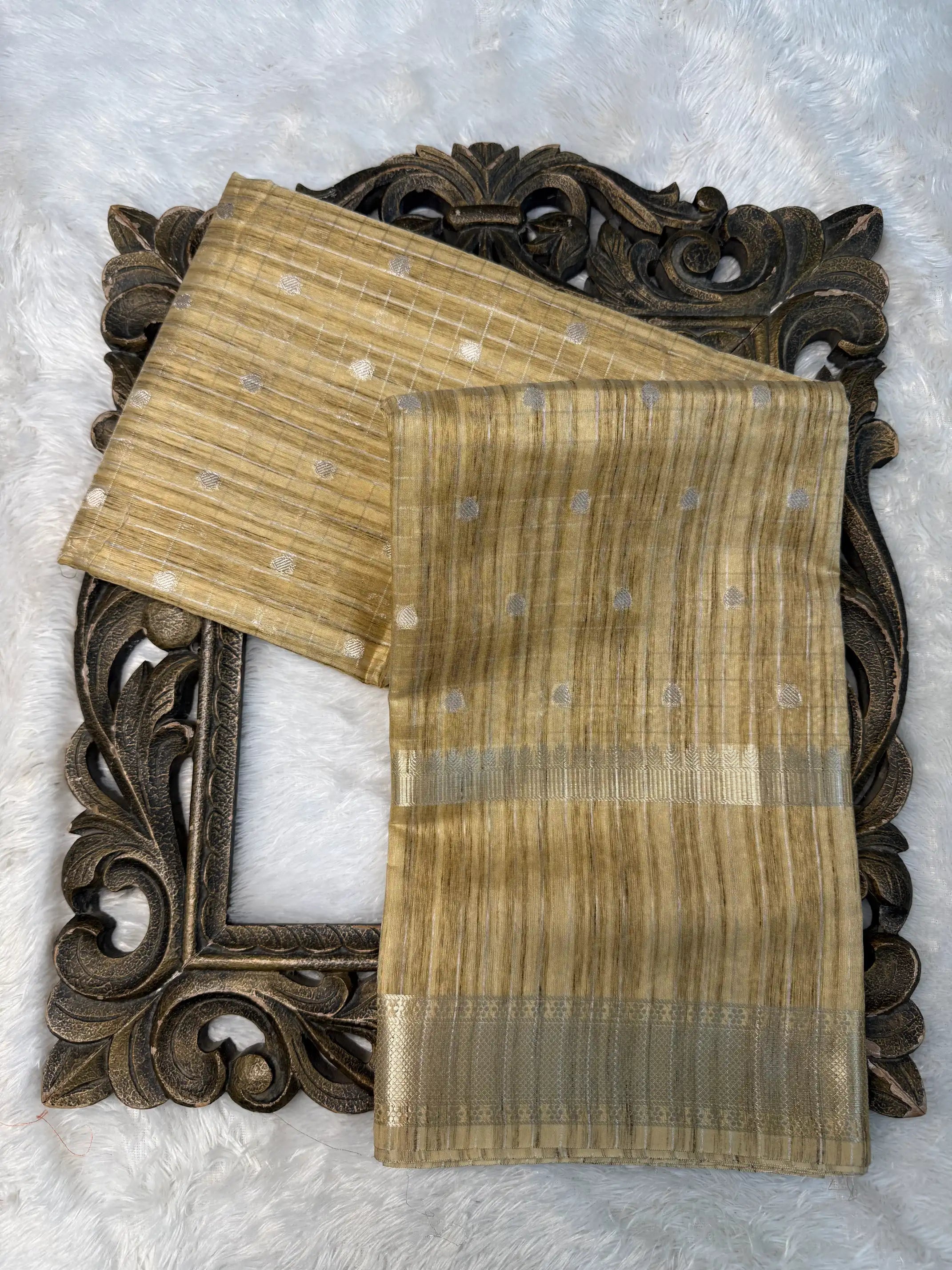 Contemporary Weave Kora Tissue Silk Banarasi Saree