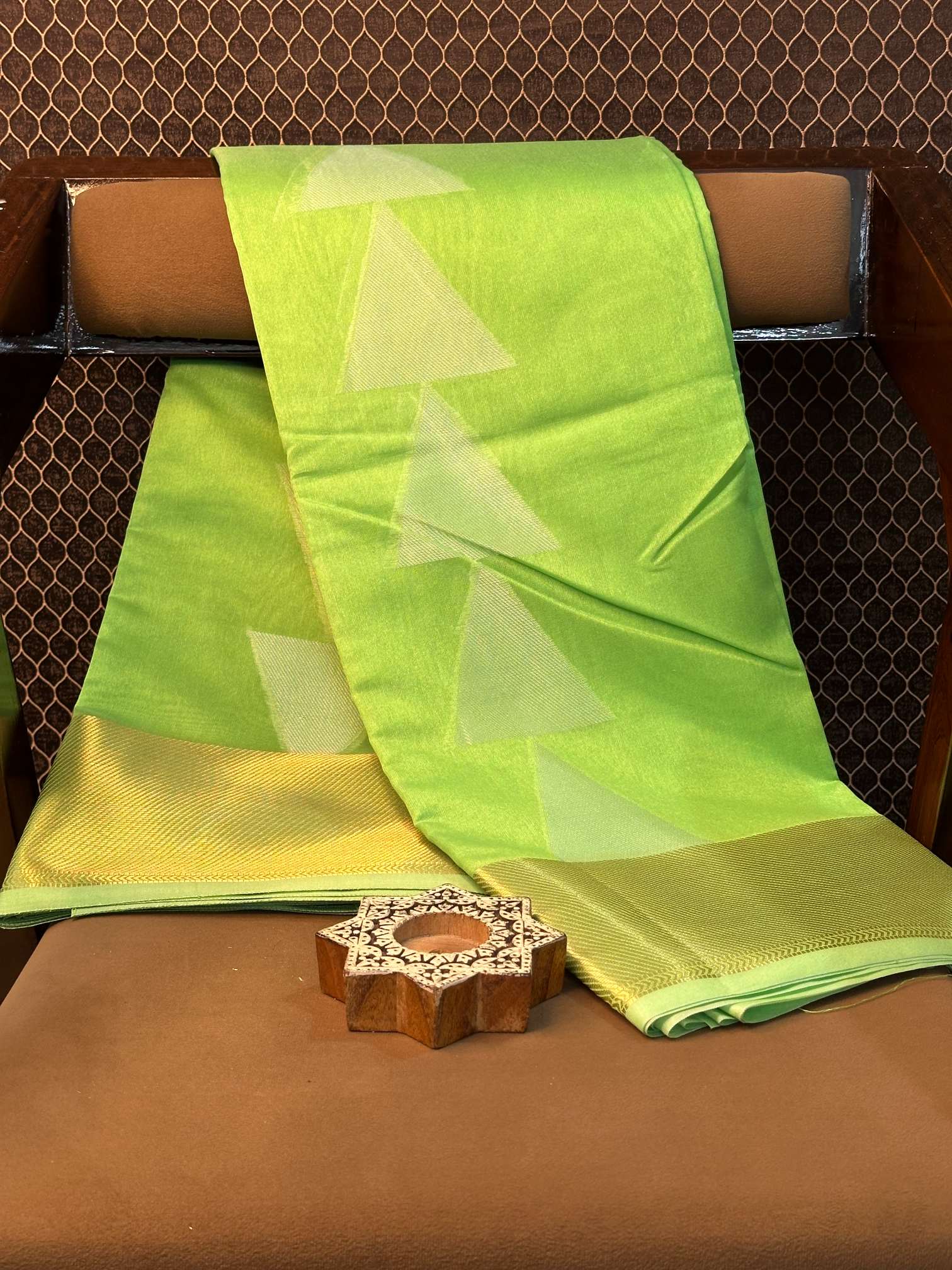 Eccentric zari weave Softsilk Banarasi saree