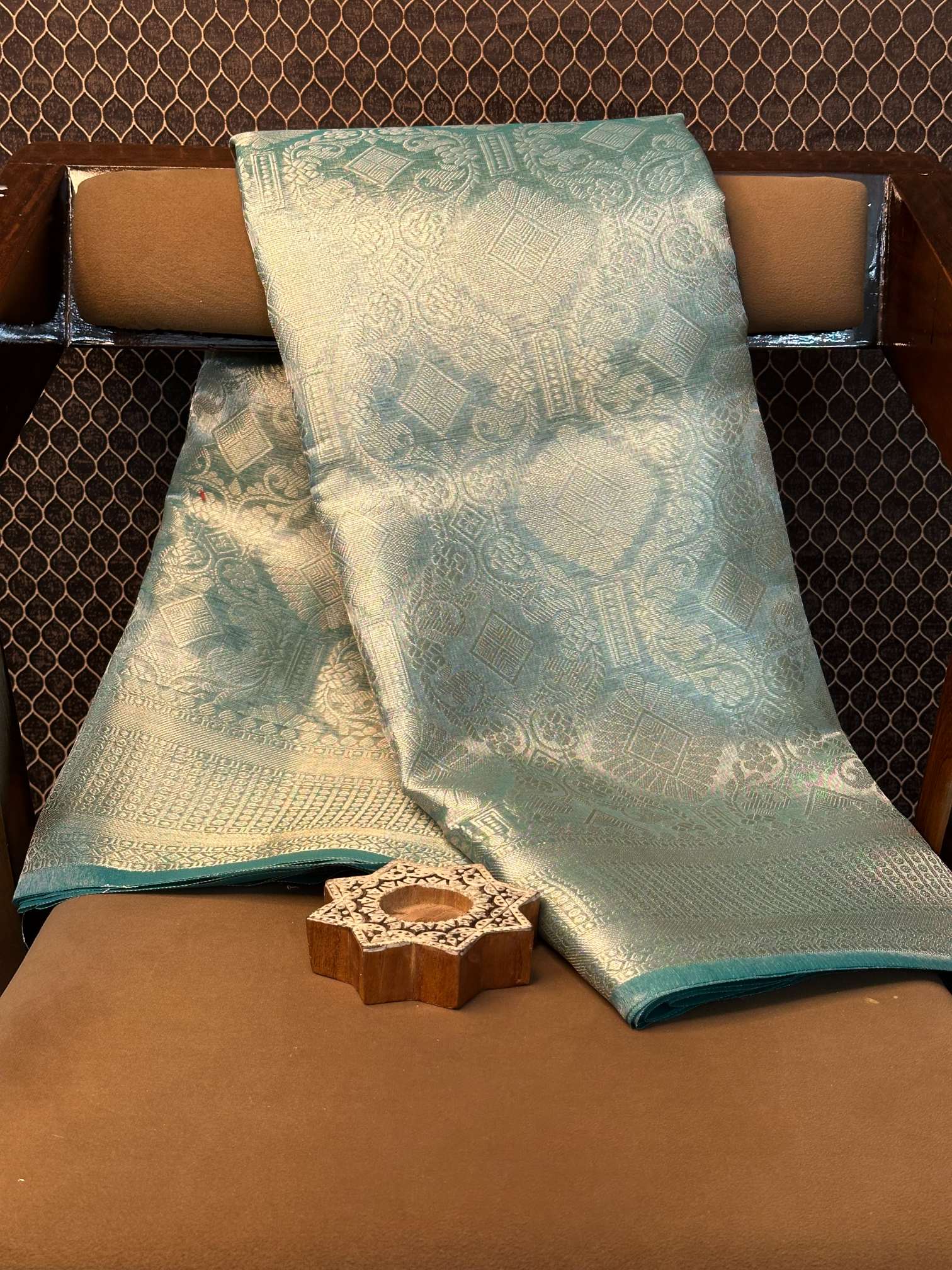 Eccentric zari weave Softsilk Heritage Banarasi saree