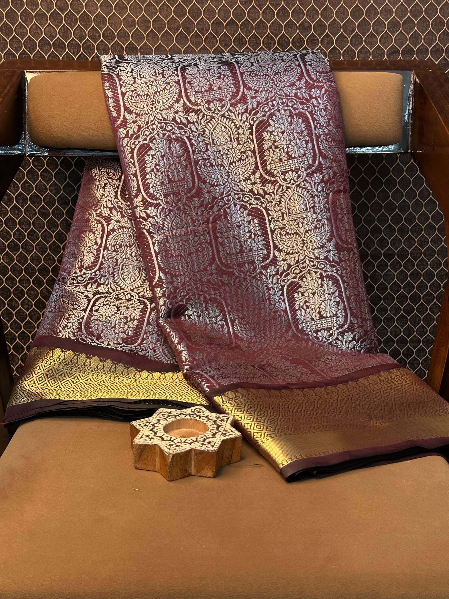 Eccentric zari weave Softsilk Banarasi saree