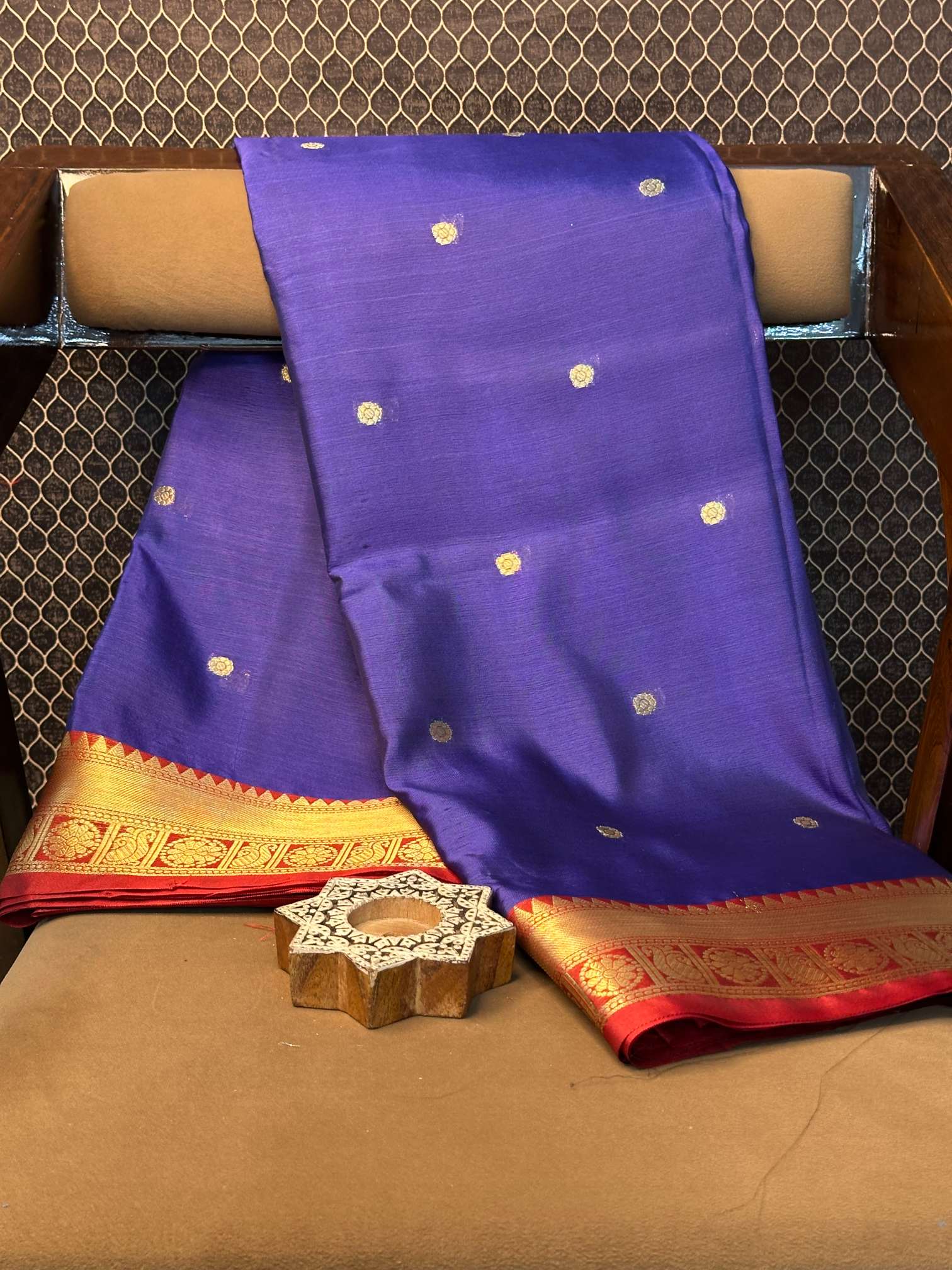 Eccentric zari weave Softsilk Heritage Banarasi saree