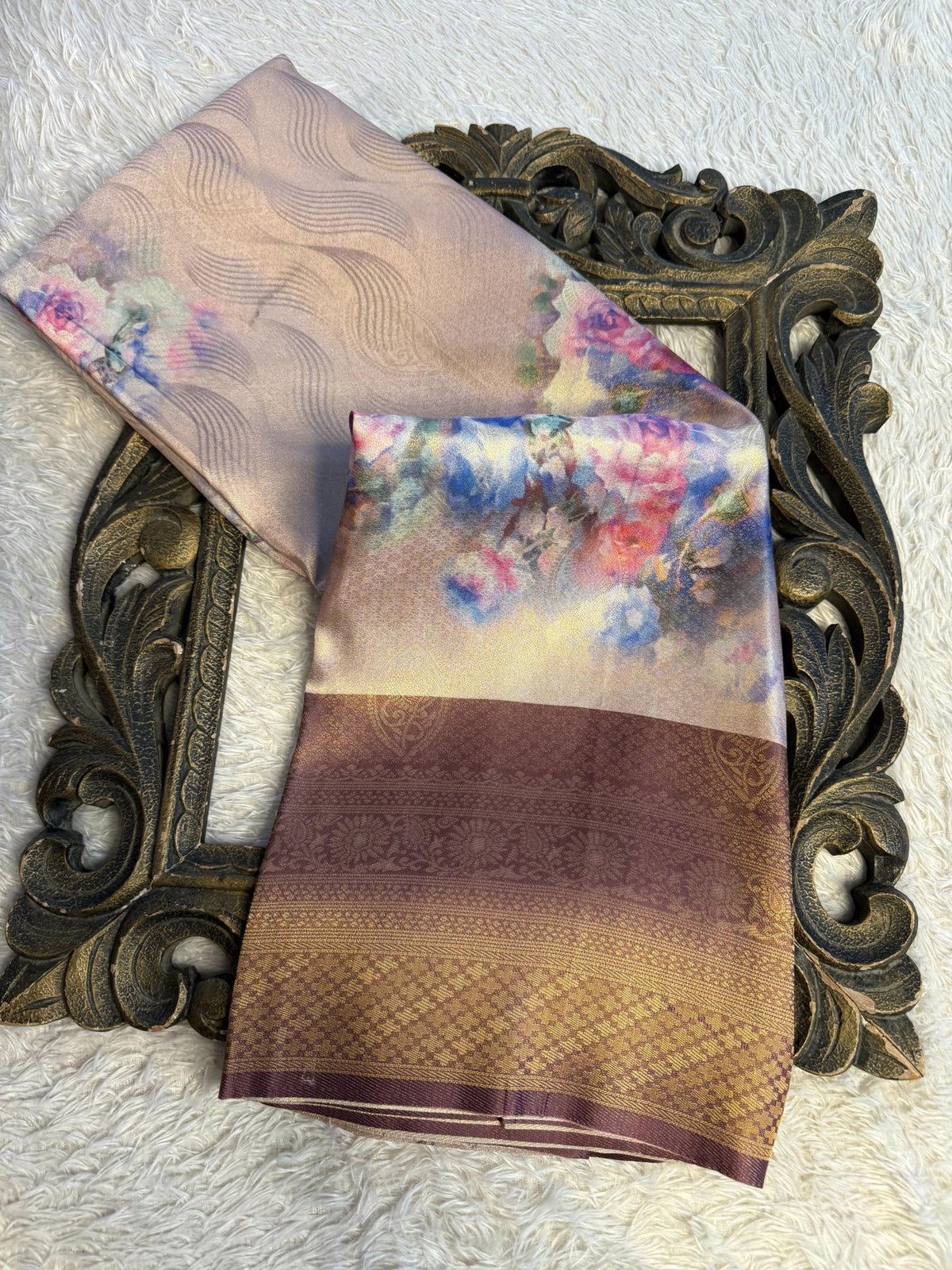Trending Softsilk Jacquard Unique Banarasi Saree