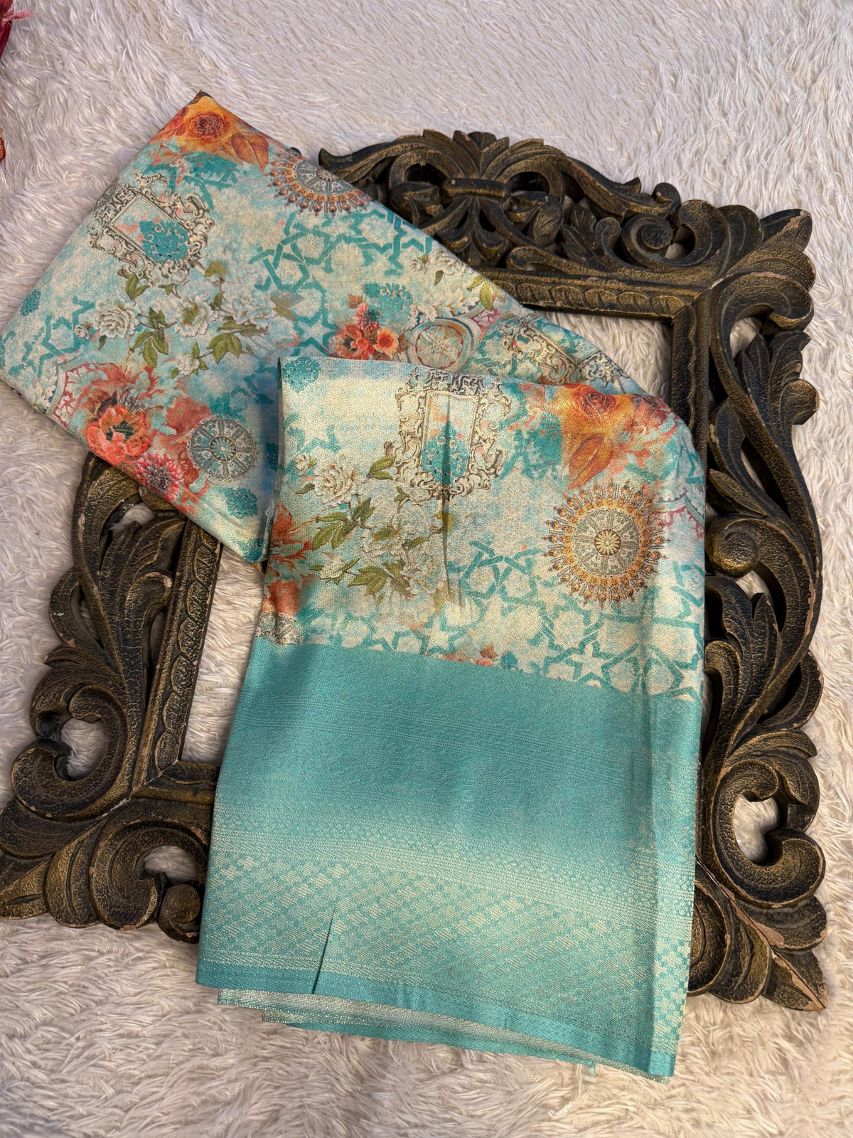 Trending Softsilk Jacquard Unique Banarasi Saree
