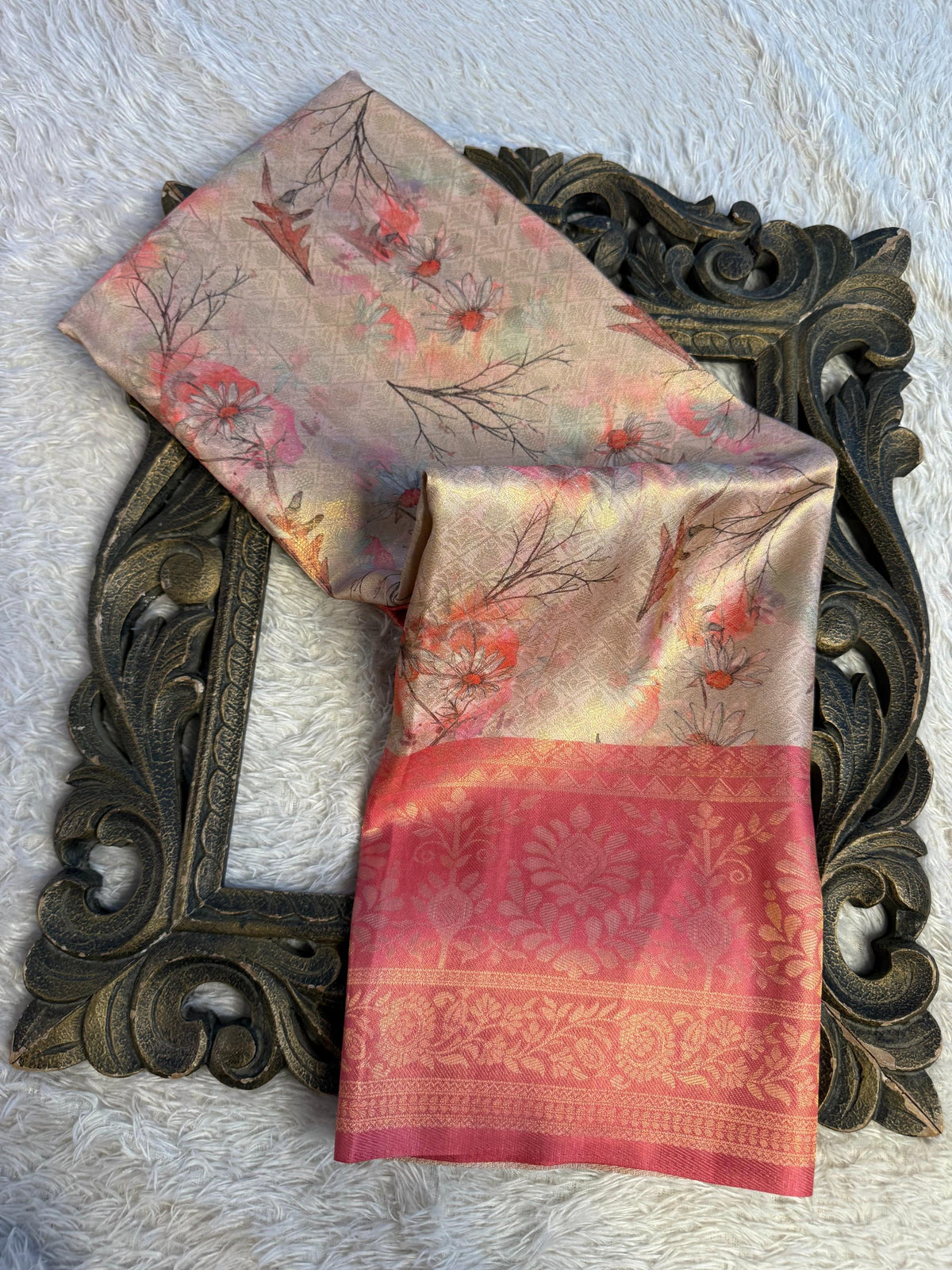 Trending Softsilk Jacquard Unique Banarasi Saree