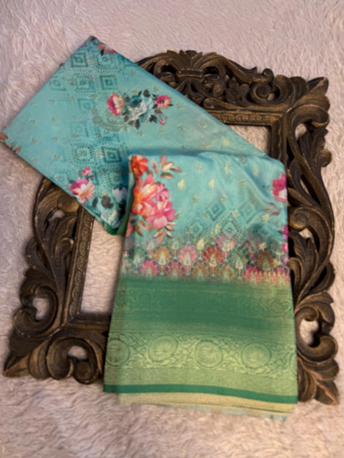Trending Softsilk Jacquard Unique Banarasi Saree