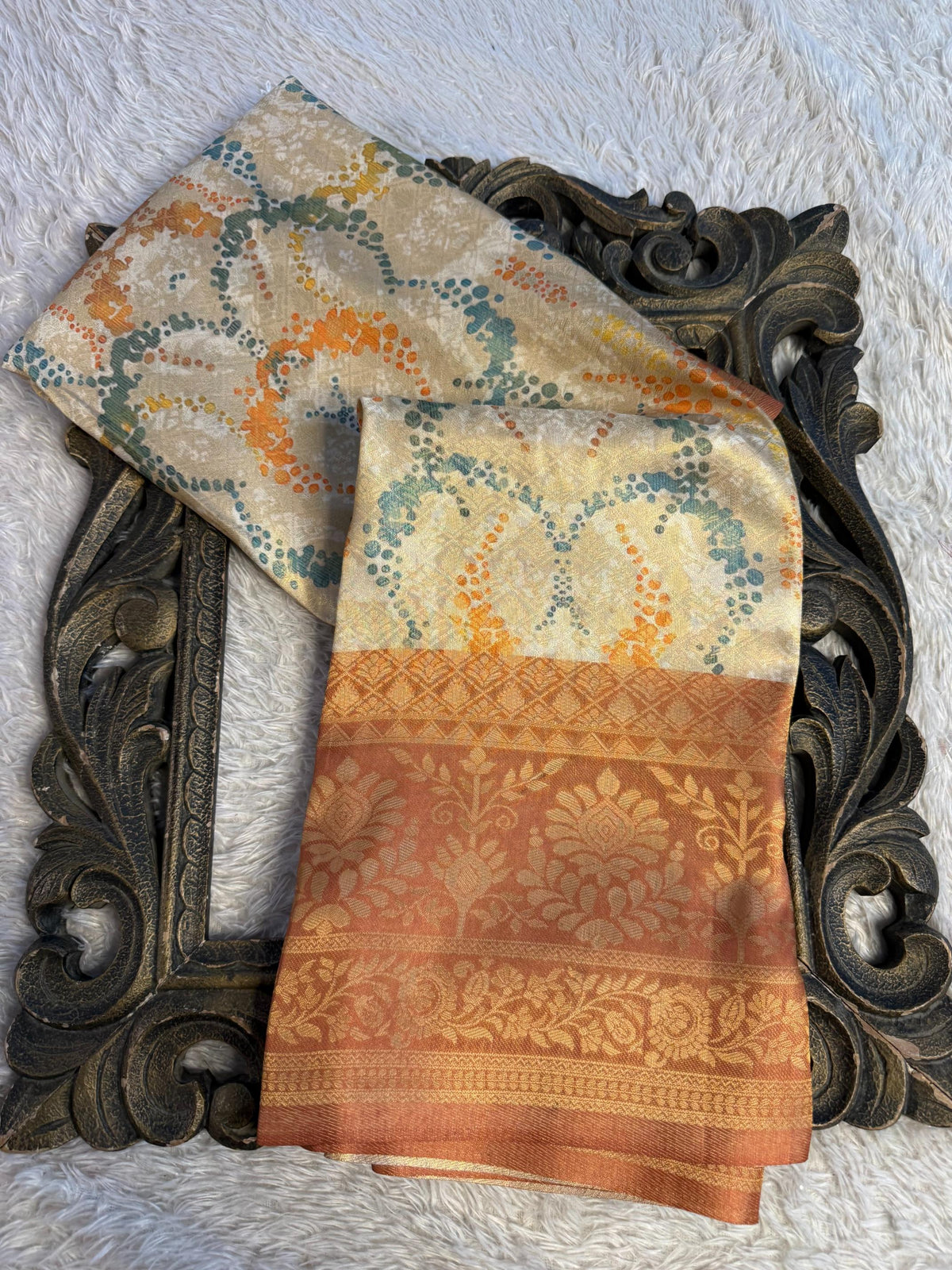 Trending Softsilk Jacquard Unique Banarasi Saree