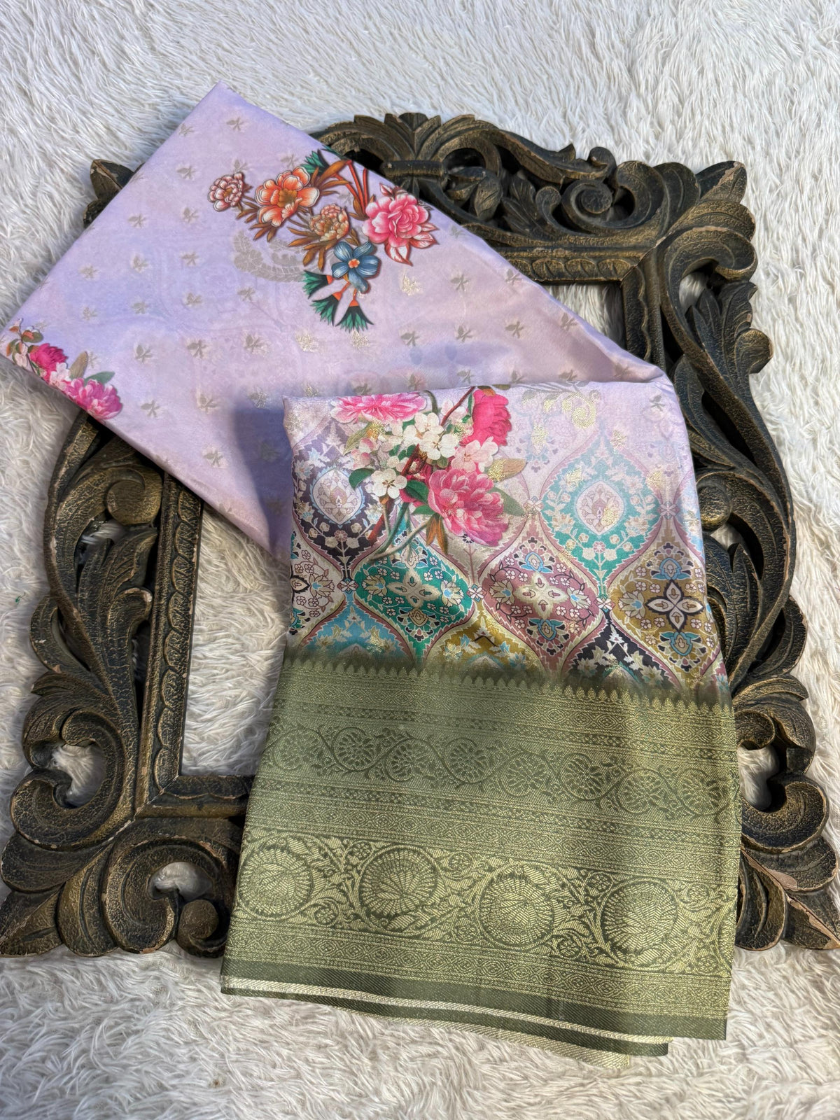 Trending Softsilk Jacquard Unique Banarasi Saree