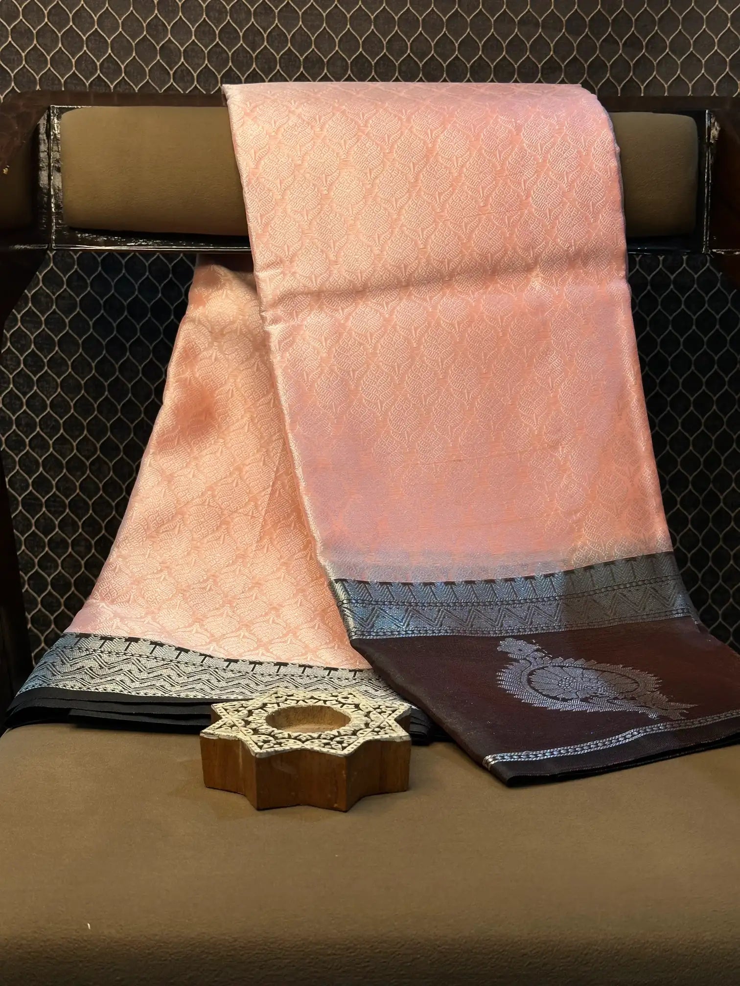 Premium contemperory weave softsilk Banarasi saree