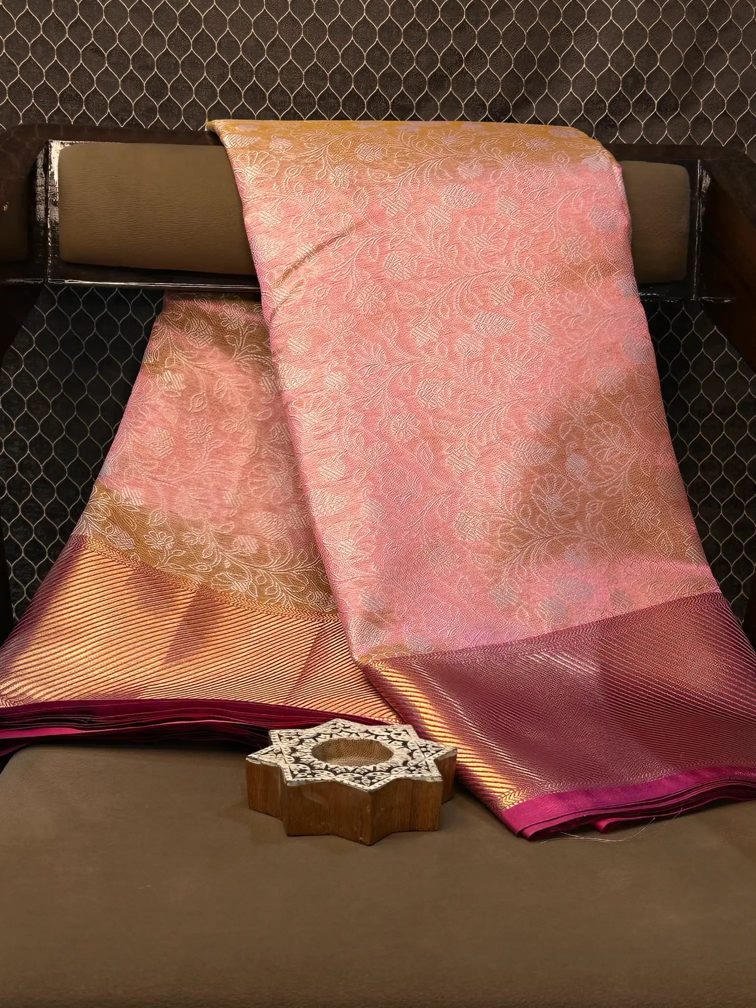 Premium contemperory weave softsilk Banarasi saree