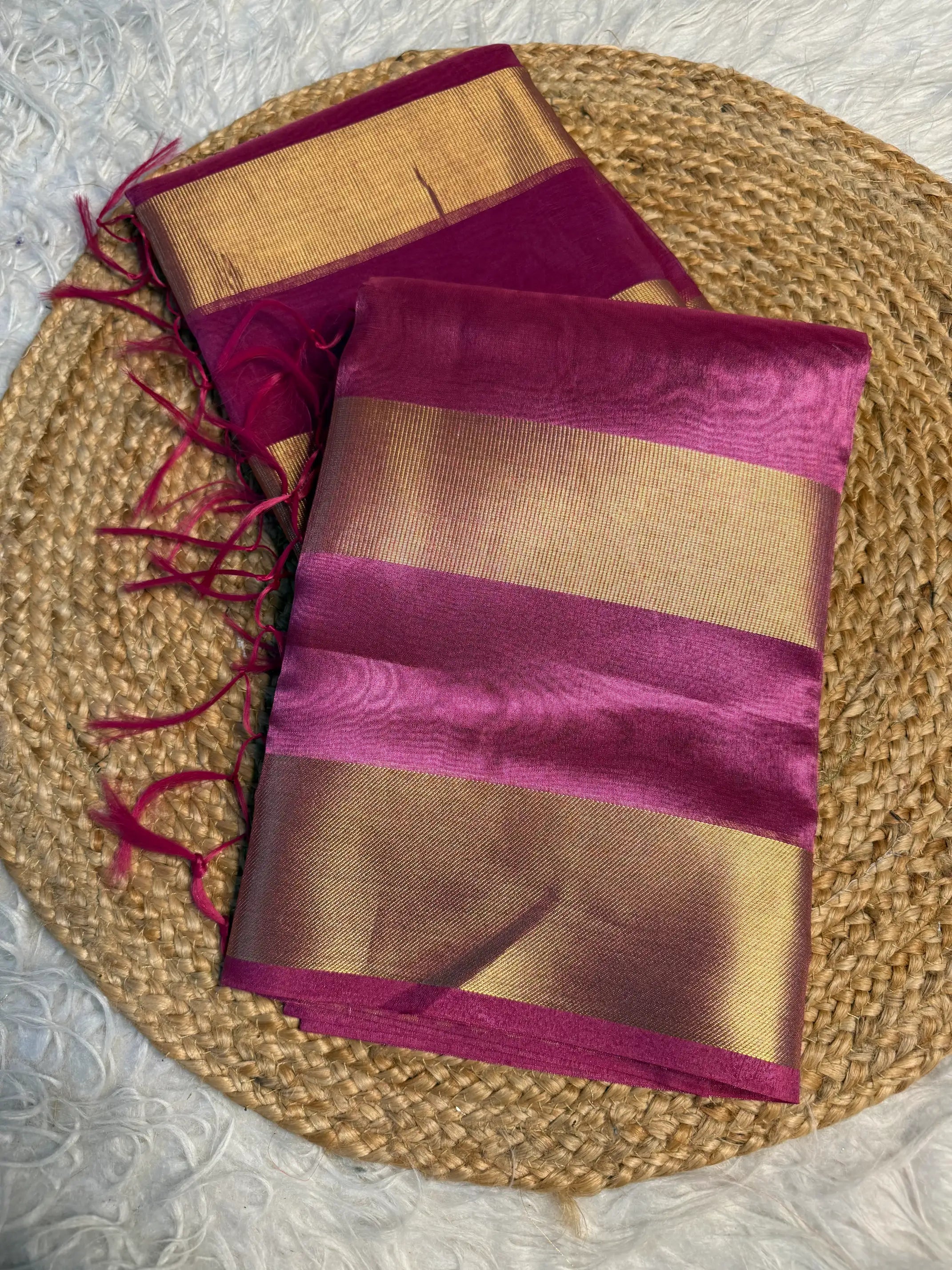Premium contemperory weave softsilk Banarasi saree
