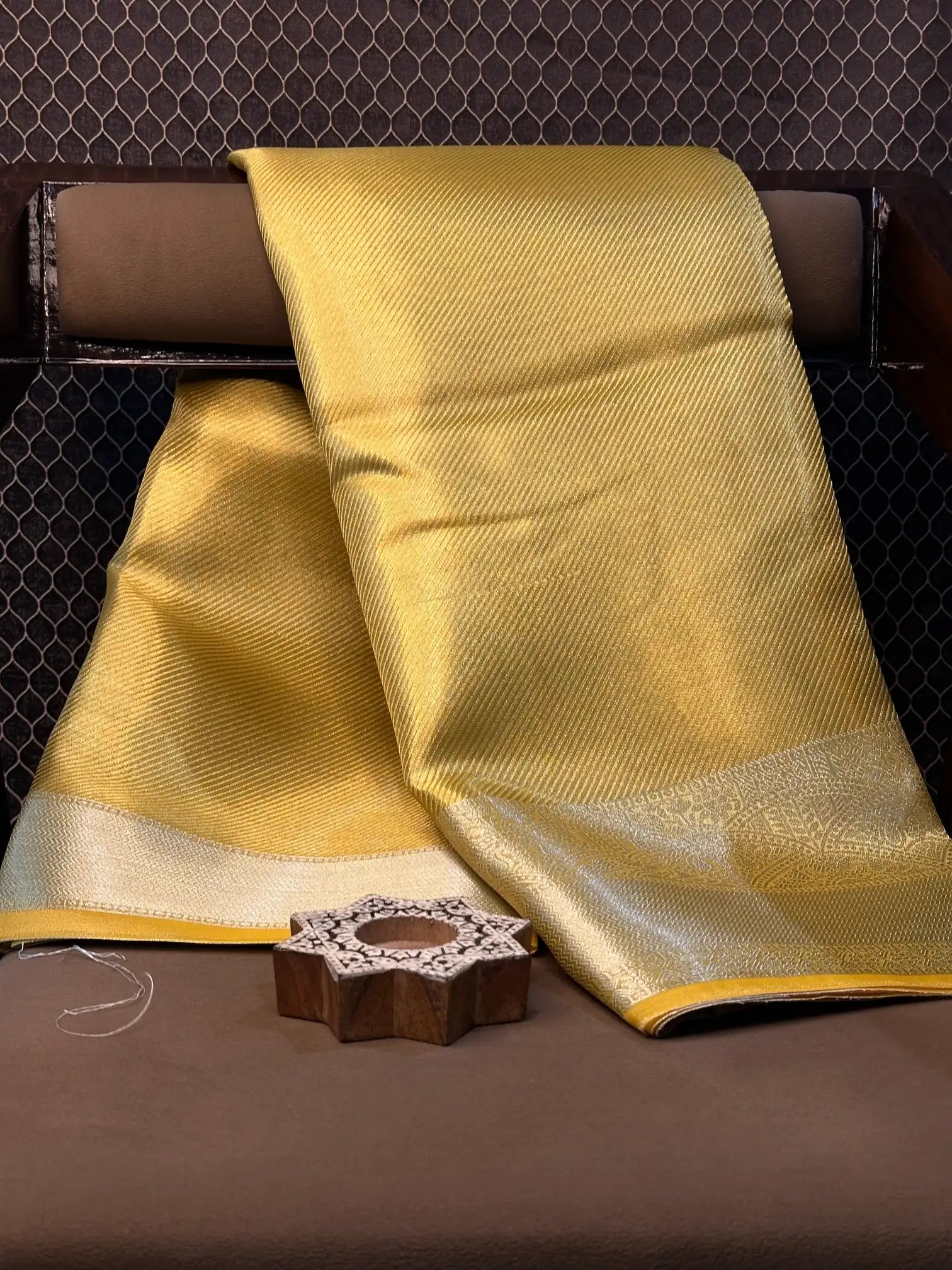 Premium contemperory weave softsilk Banarasi saree
