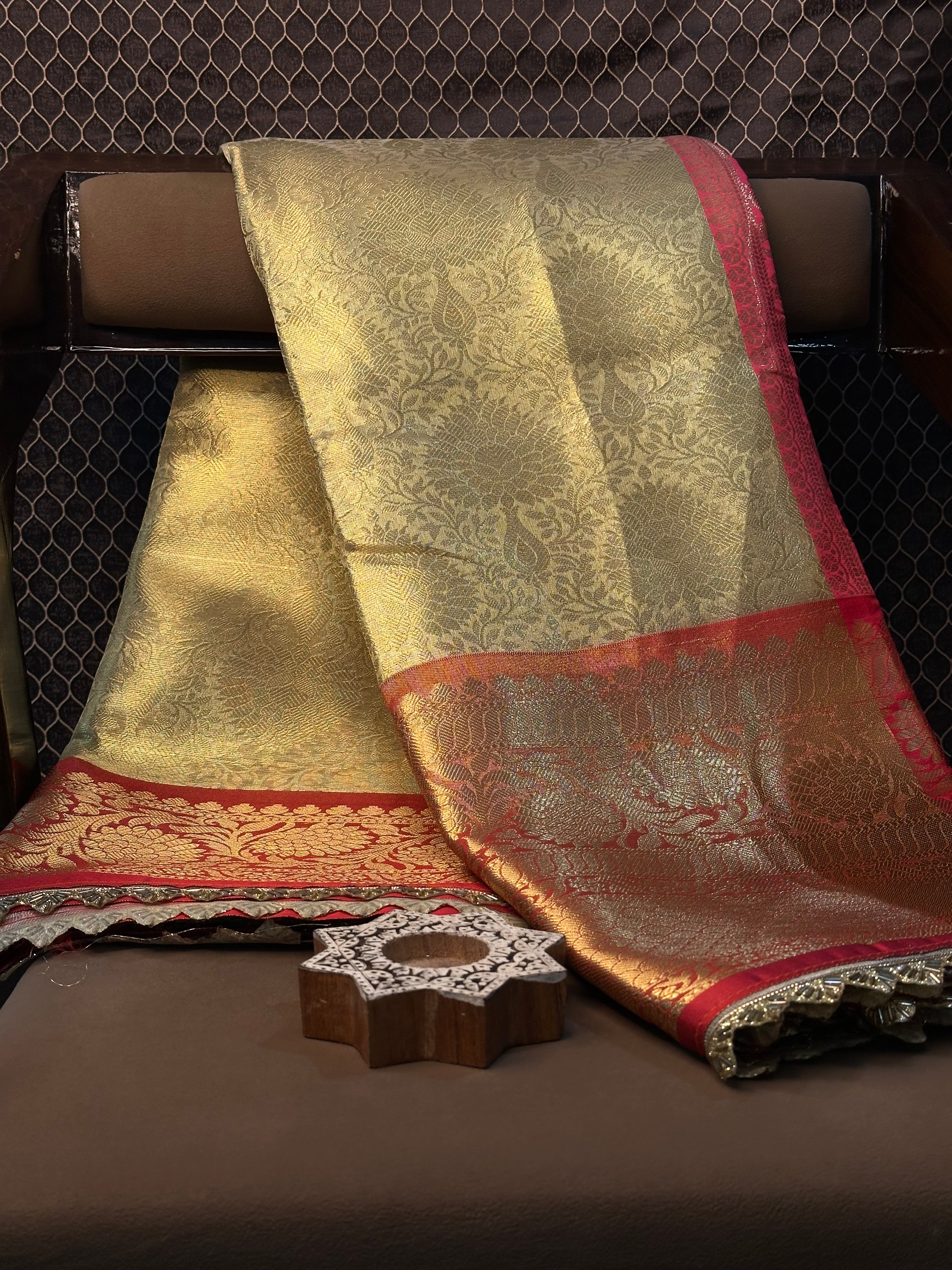 Traditional weave Softsilk Banarasi saree