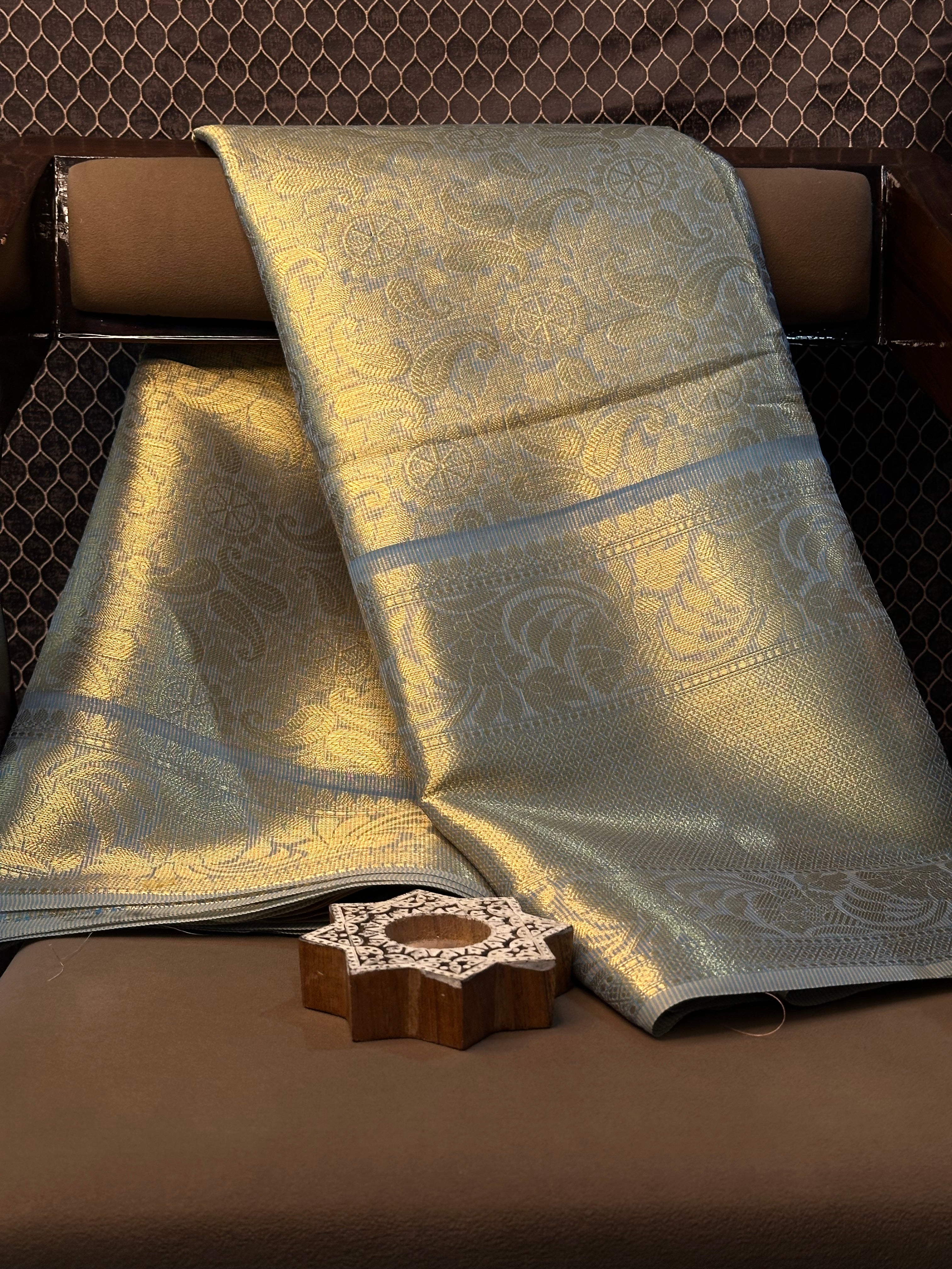 Traditional weave Softsilk Banarasi saree