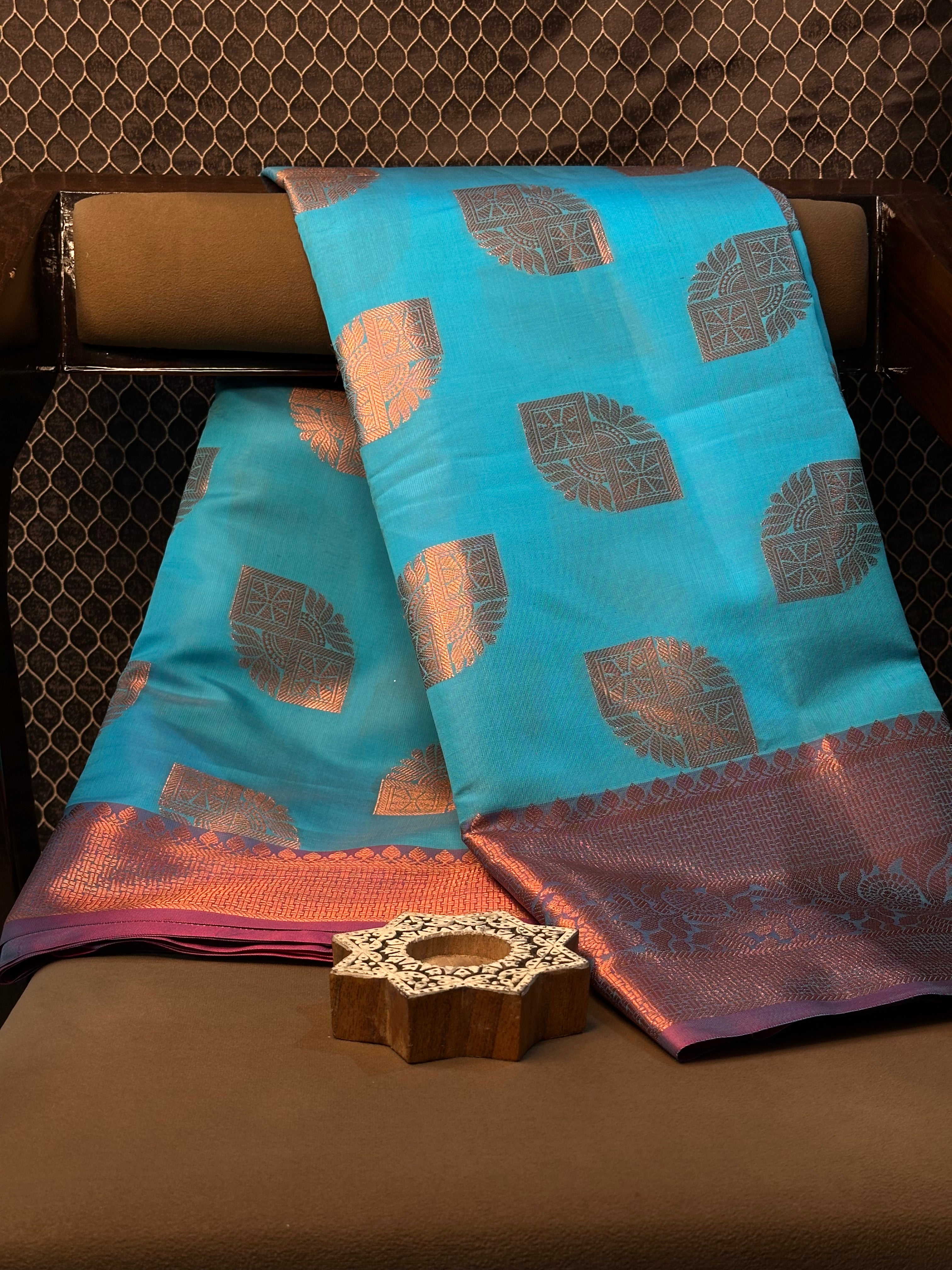 Traditional weave Softsilk Banarasi saree
