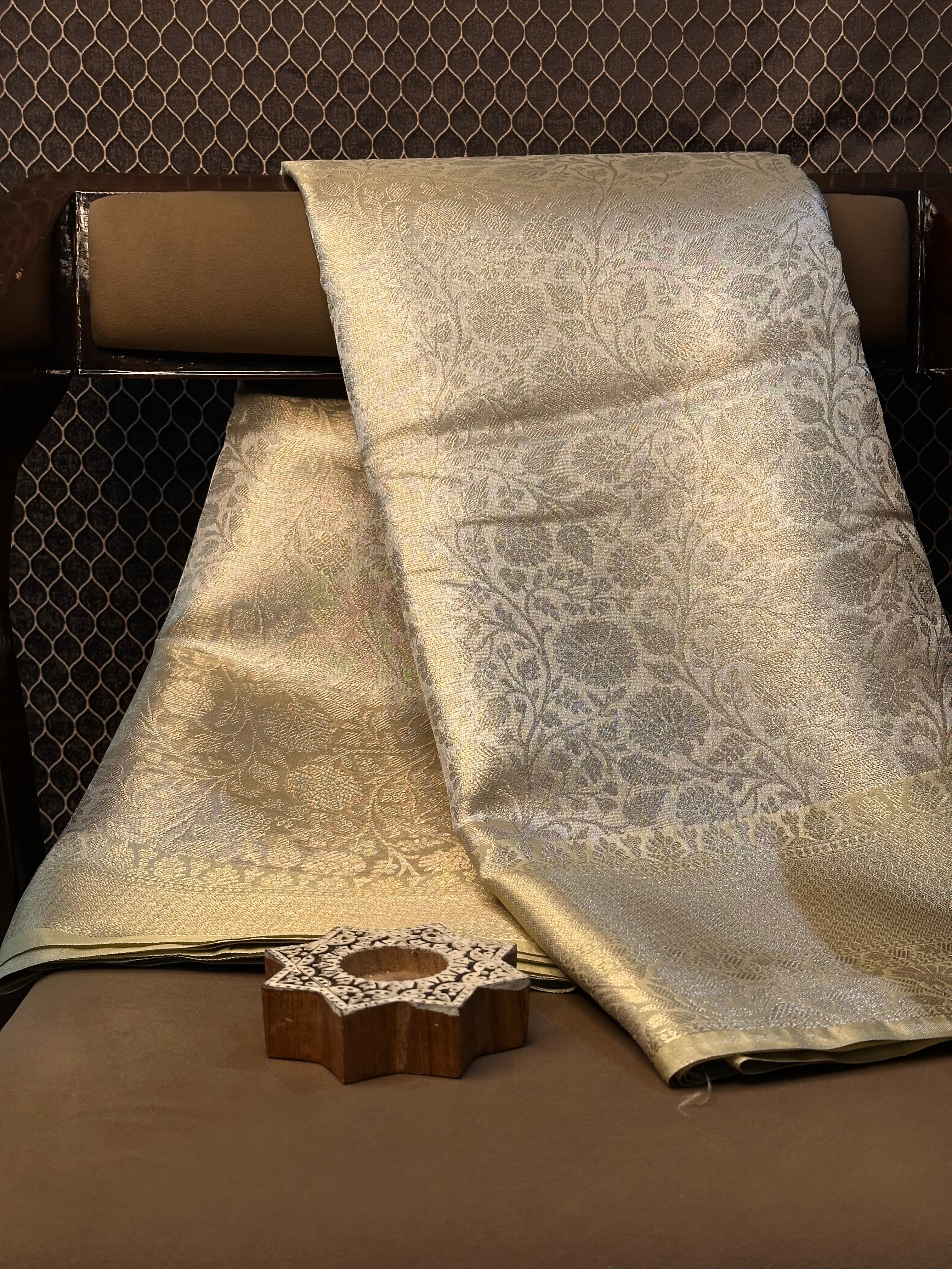 Traditional weave Softsilk Banarasi saree