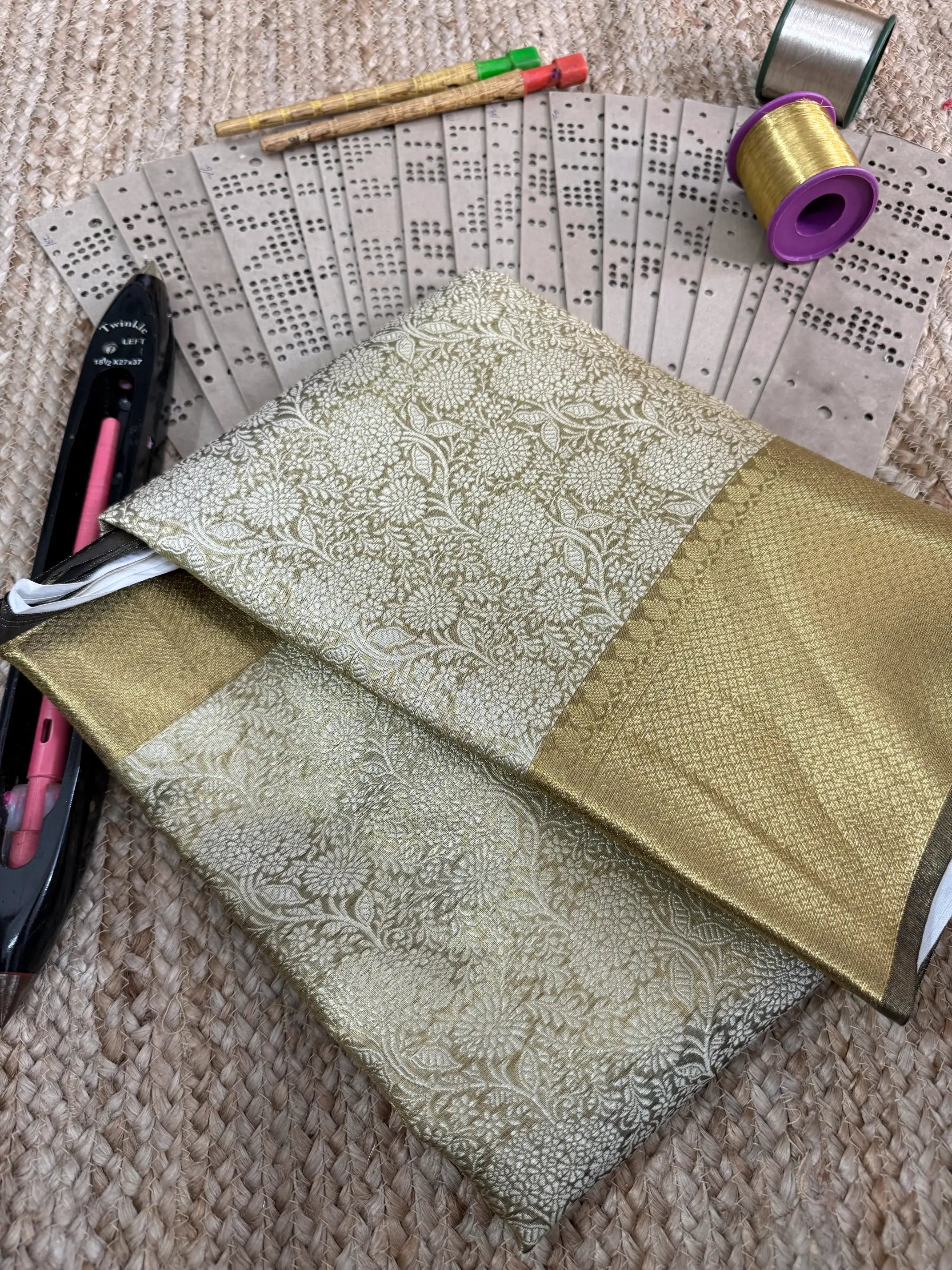 Eccentric zari weave Softsilk Banarasi saree