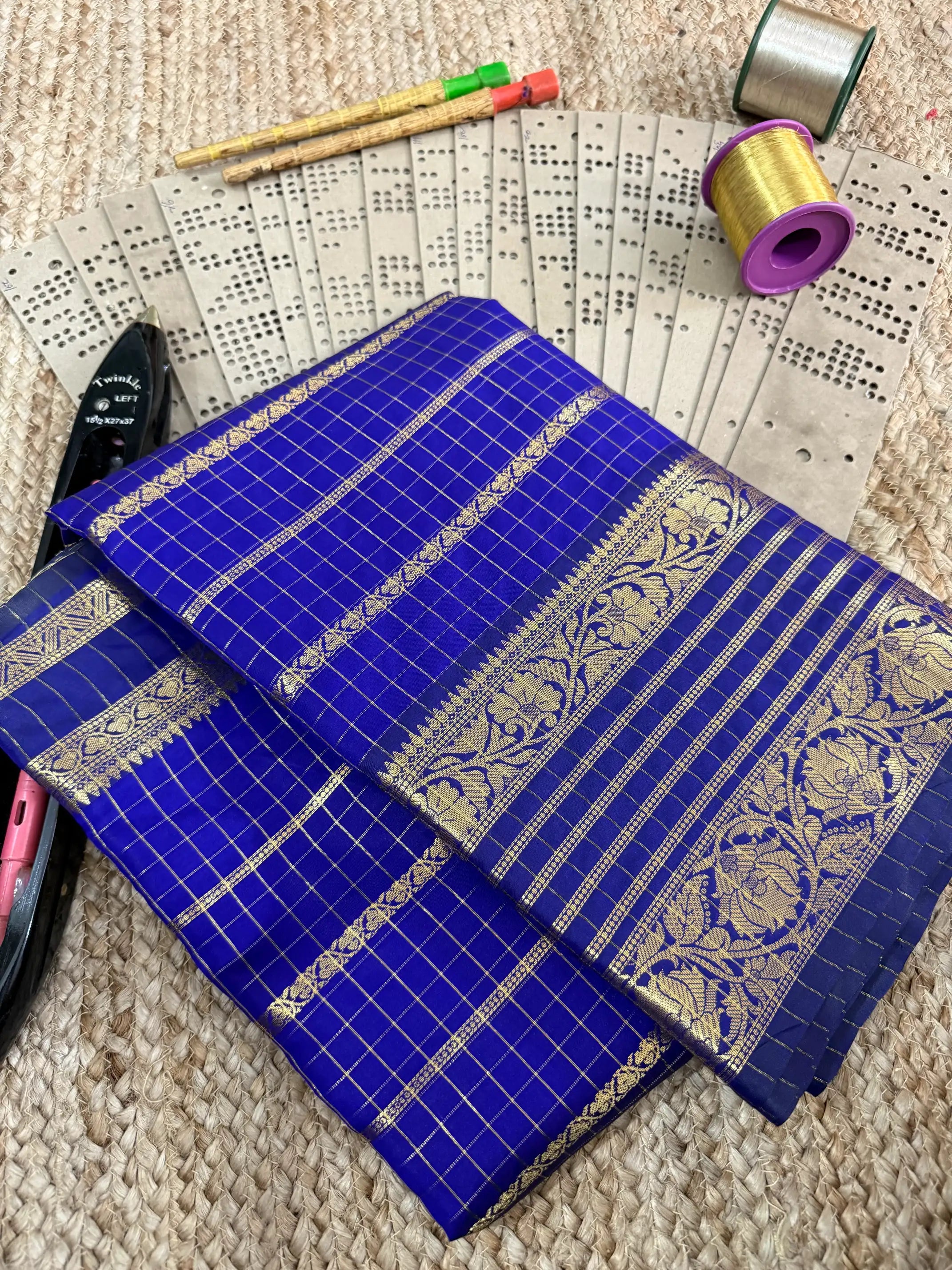 Eccentric zari weave Softsilk Banarasi saree