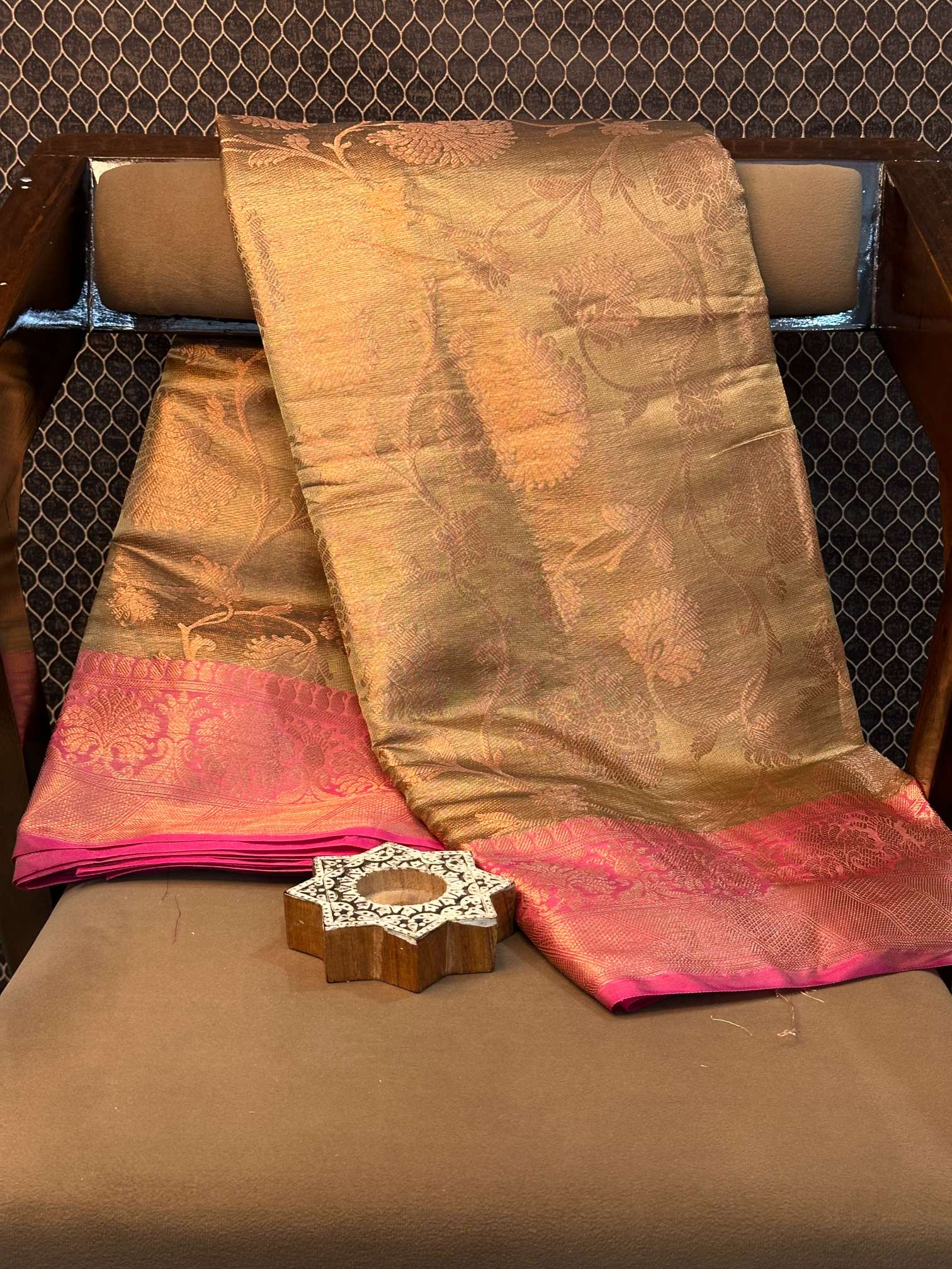 Eccentric zari weave Softsilk Banarasi saree