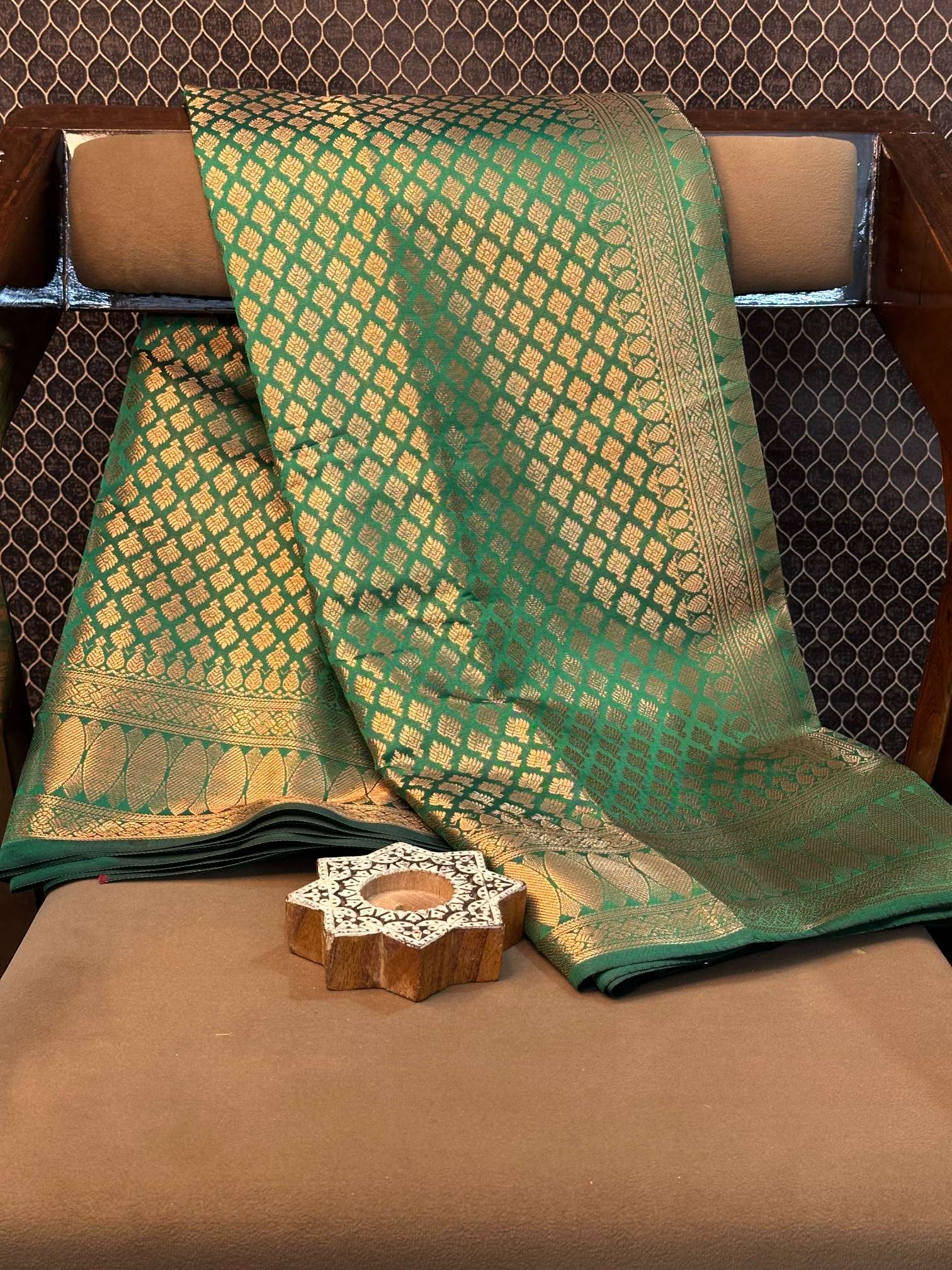 Eccentric zari weave Softsilk Heritage Banarasi saree